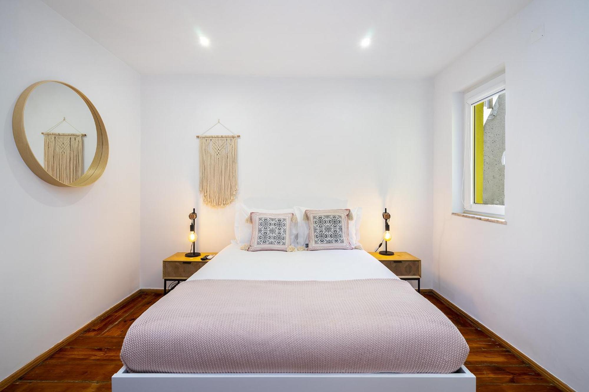 Whome Urban Tech Retreat, Modern Hubs For Remote Living Lissabon