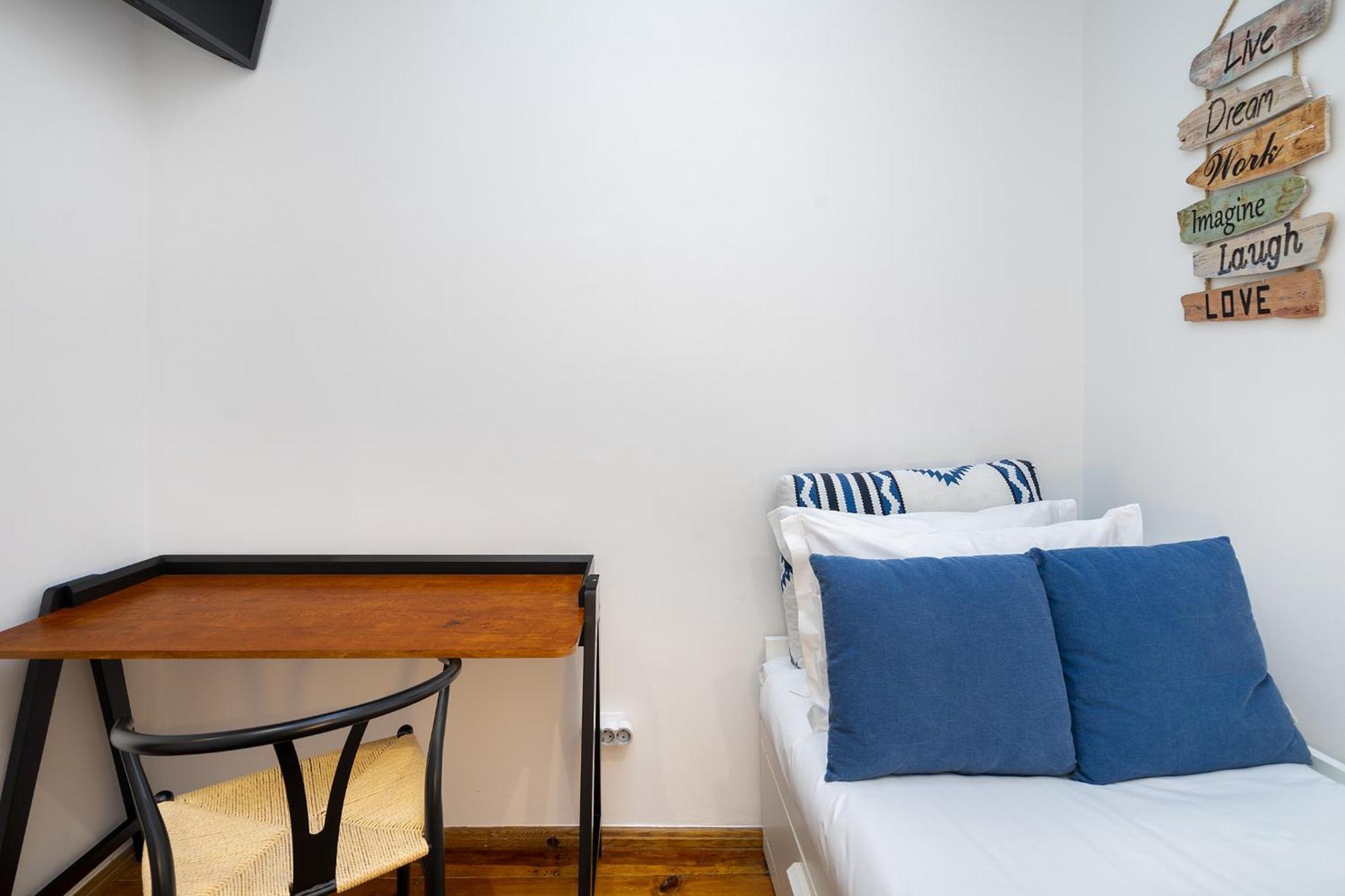 Gasthof Whome Urban Tech Retreat, Modern Hubs For Remote Living