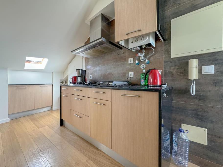 High Floor Terrace Apartment Lisbon