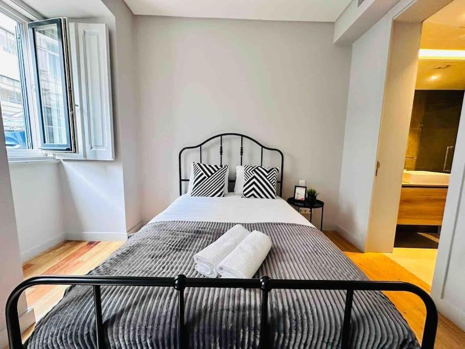 Marques De Pombal Flat Great Locations Center B Lisboa