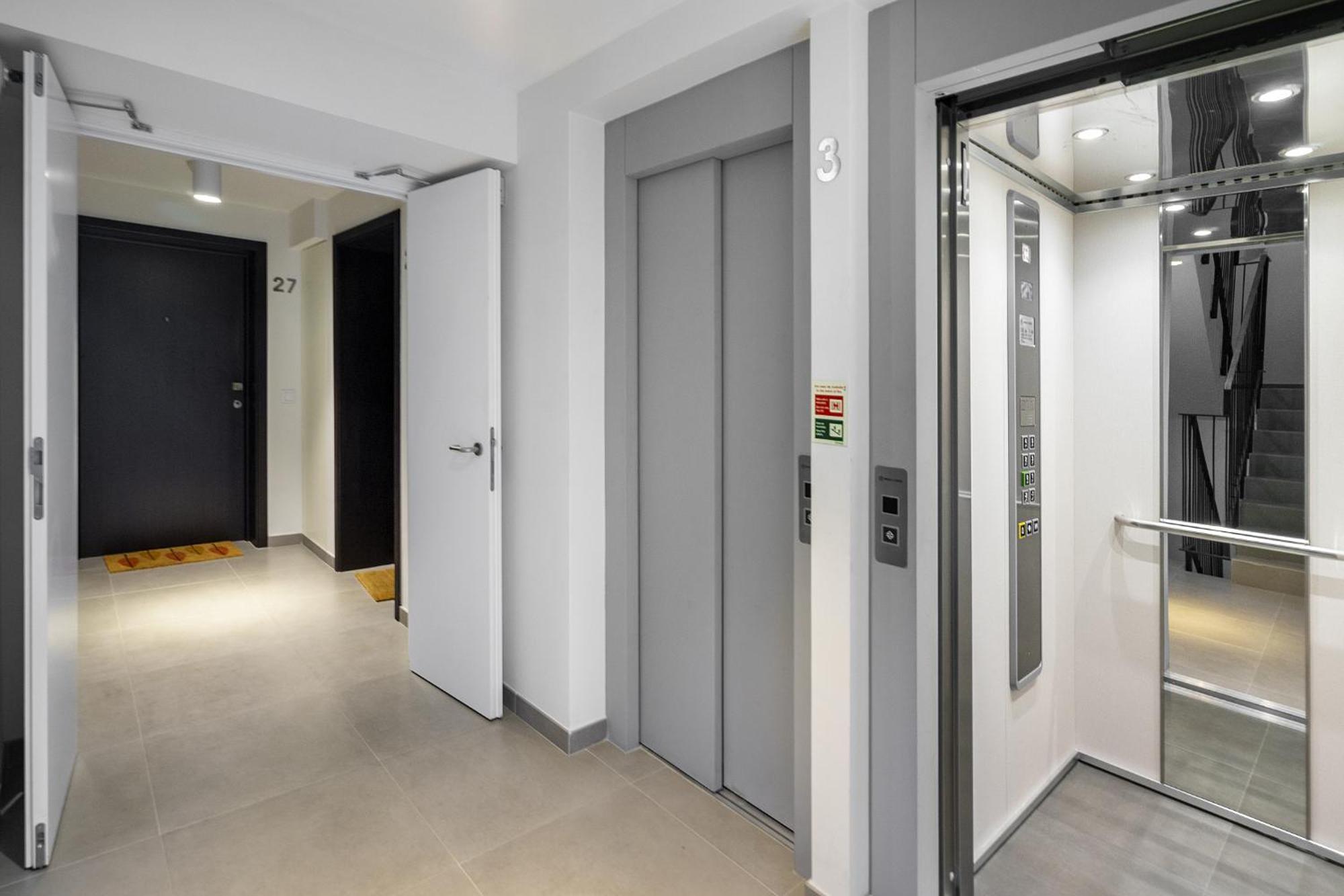 Appartement Whome Urban Oasis: Modern Living With Parking & Ac *