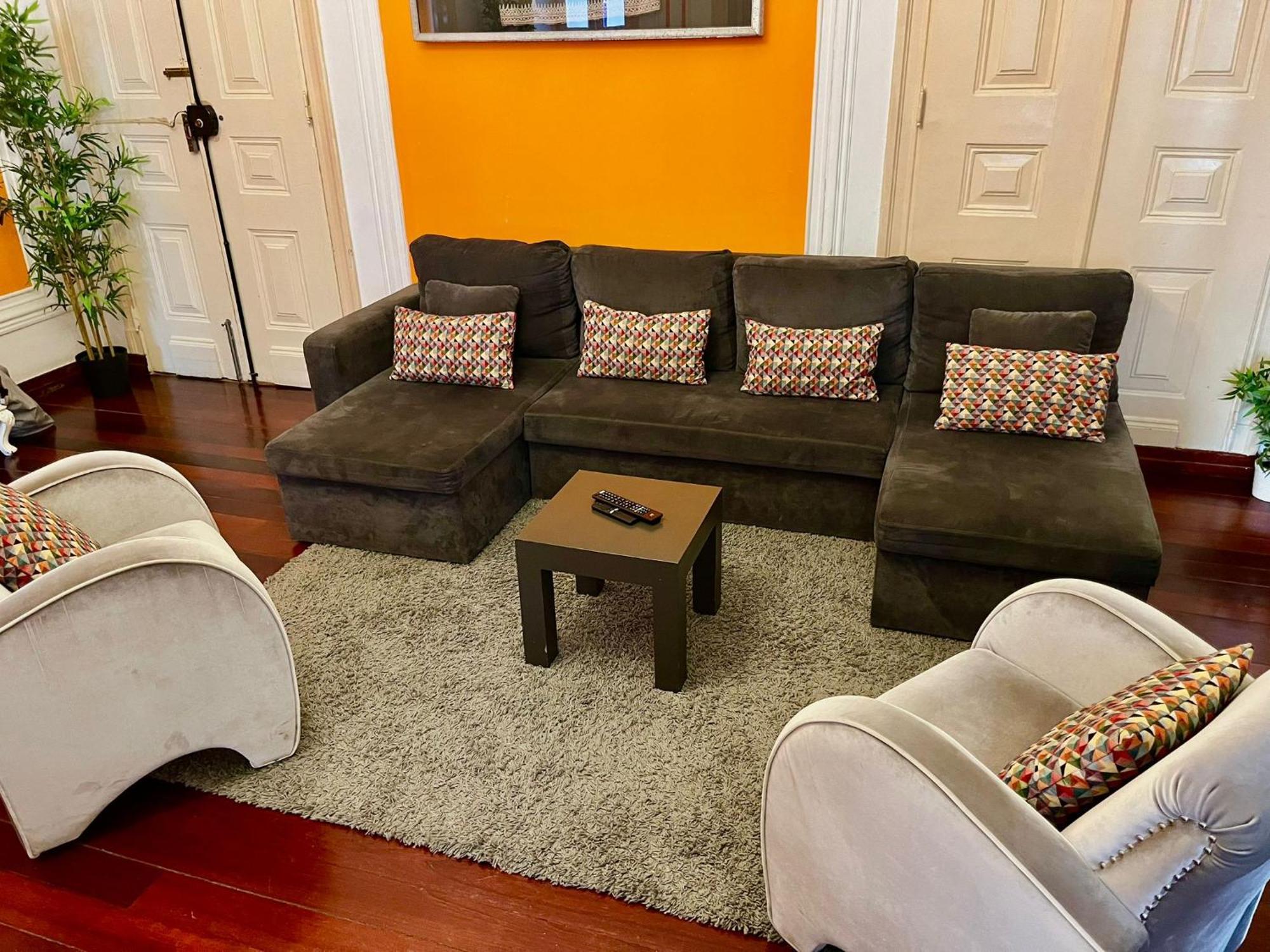 3 Bedroom, 2 Bathroom - Palma * Lisbon