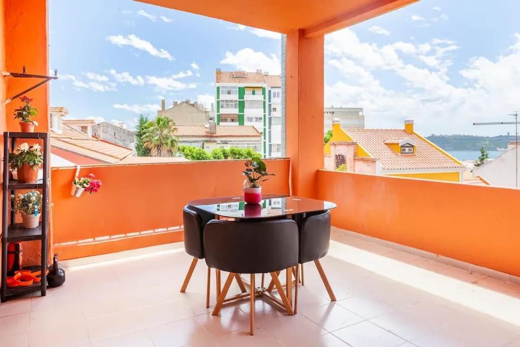 2 Avec Terrasse Appartement *