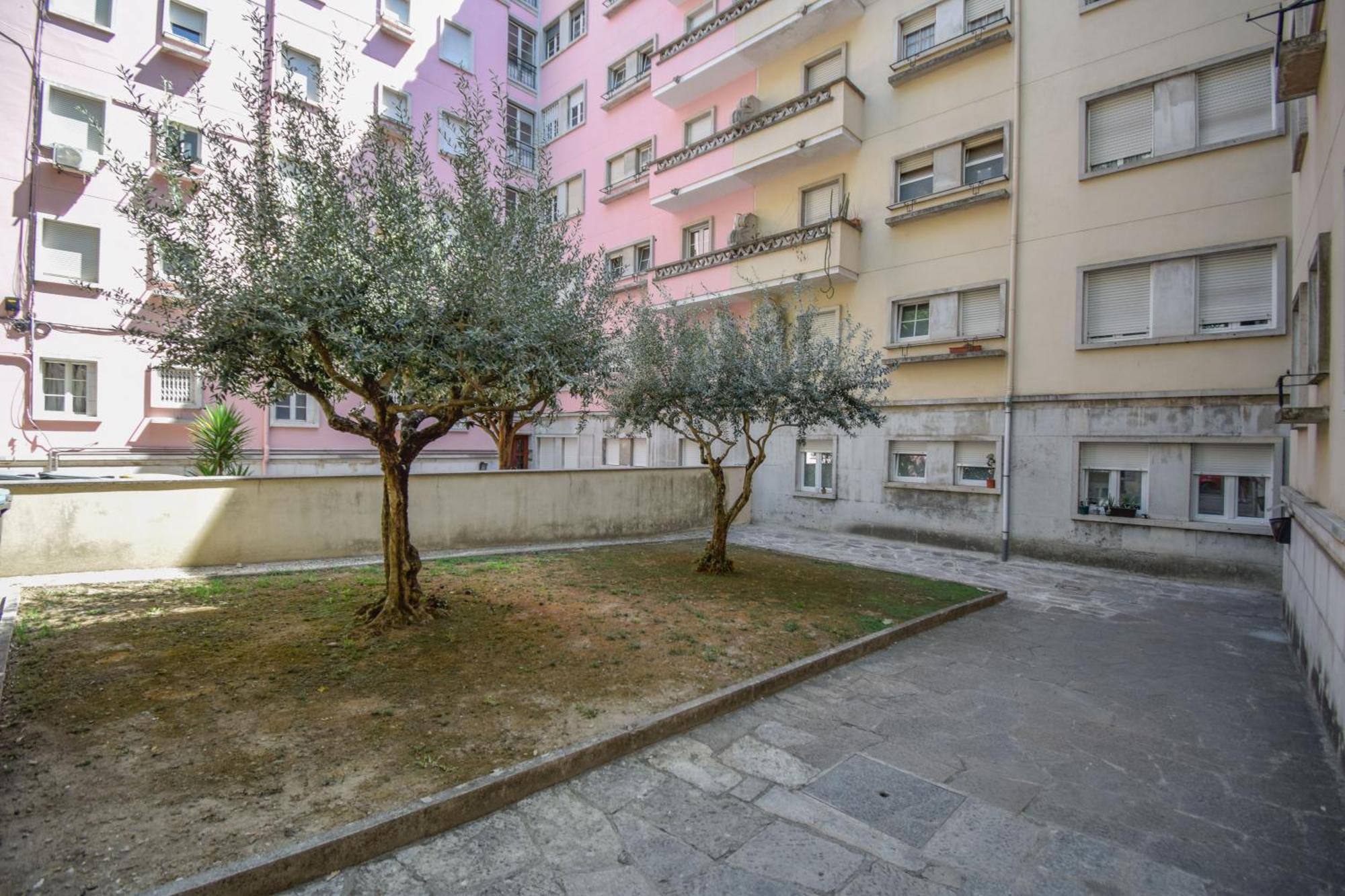 Appartement Charming Near Metro Lisboa