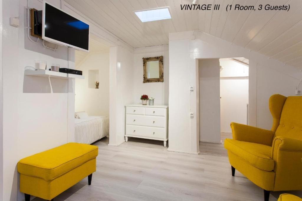 Alfama Vintage 1 Guests - Alfama Vintage 2 Five Guests - Alfama Vintage 3 Three Guests * Lissabon