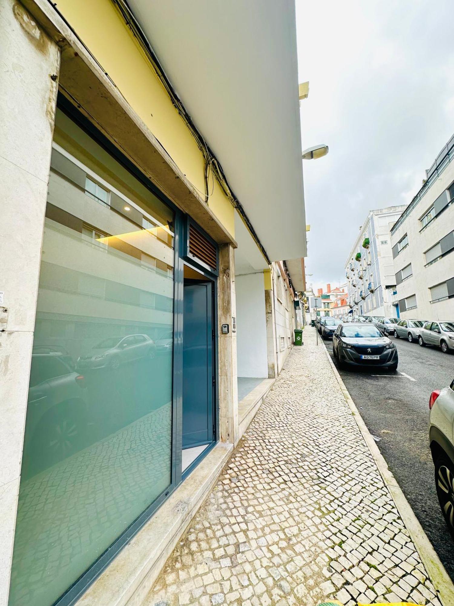 Apartamento A Casa Na Estrela Lisboa
