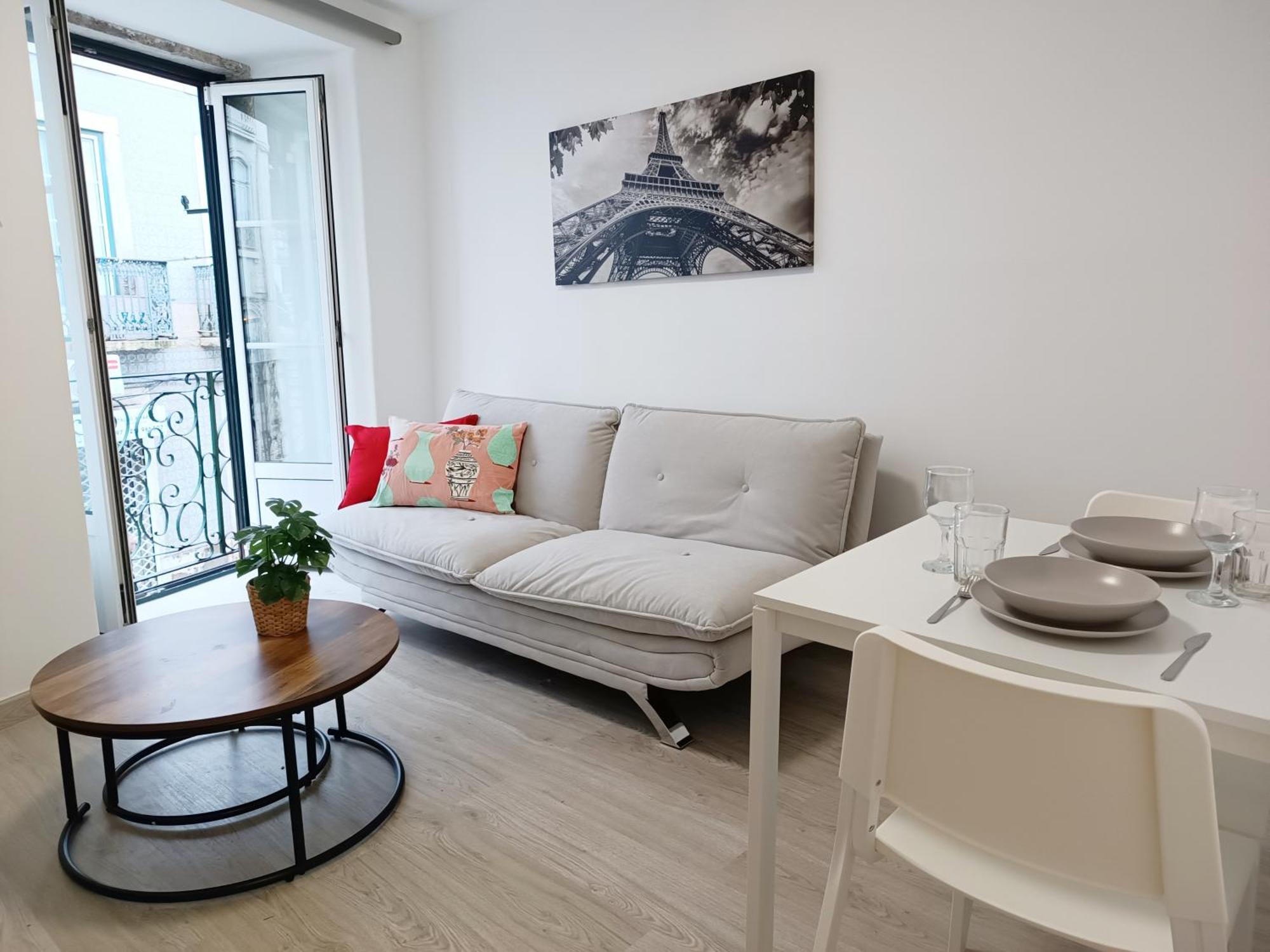 Charm In The Old Town Apartment *