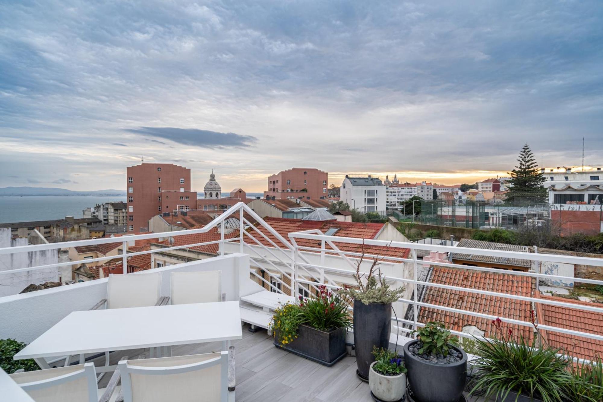 T1 Oasis With Amazing Terrace Apartment