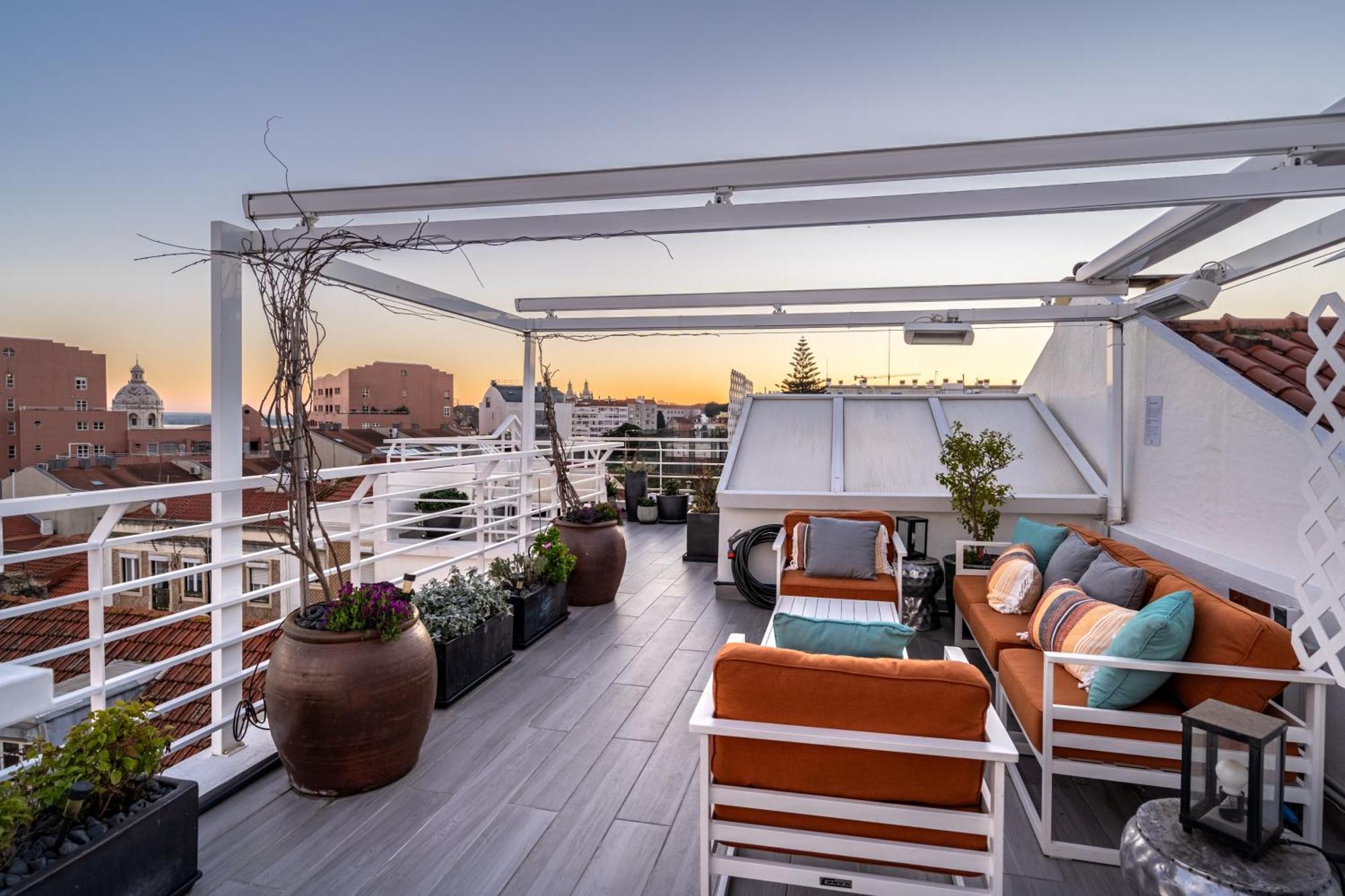 T1 Oasis With Amazing Terrace Lissabon