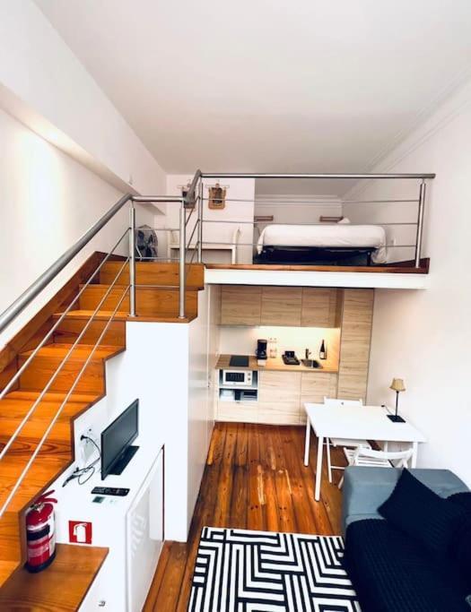 Appartement Lovely Mezzanino Close To Lx Factory Lisboa