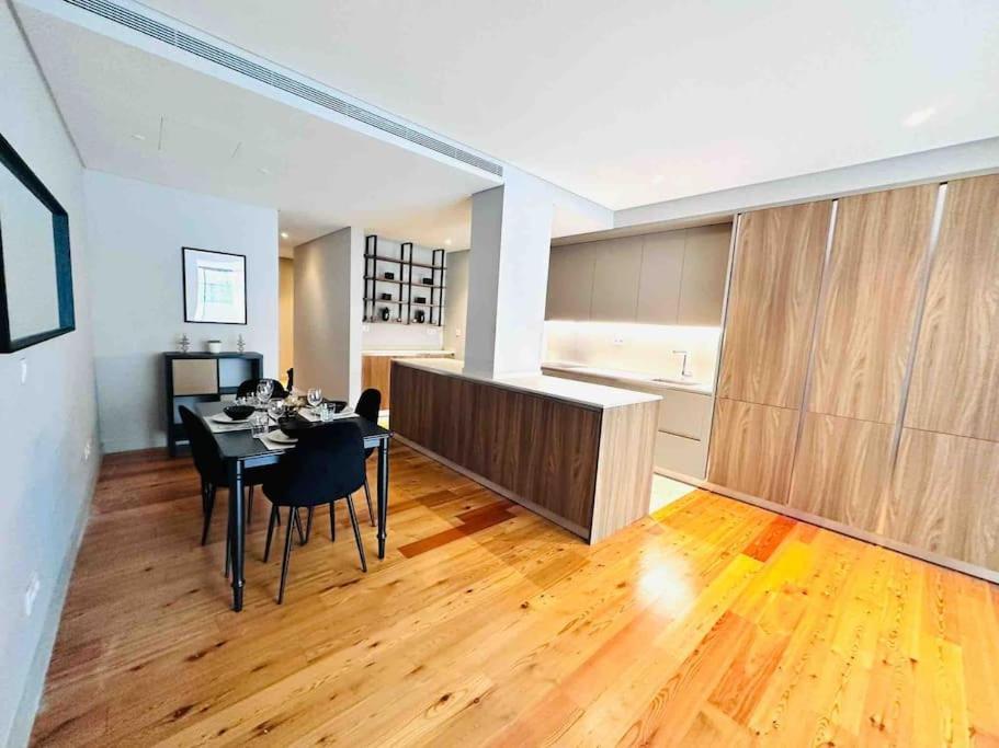 Marques De Pombal Flat A Great Locations Center * Lissabon