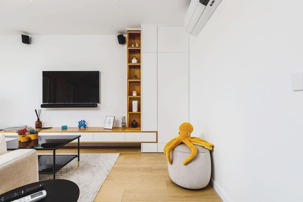 Luxury Smart Flat W/ River Views Appartement *