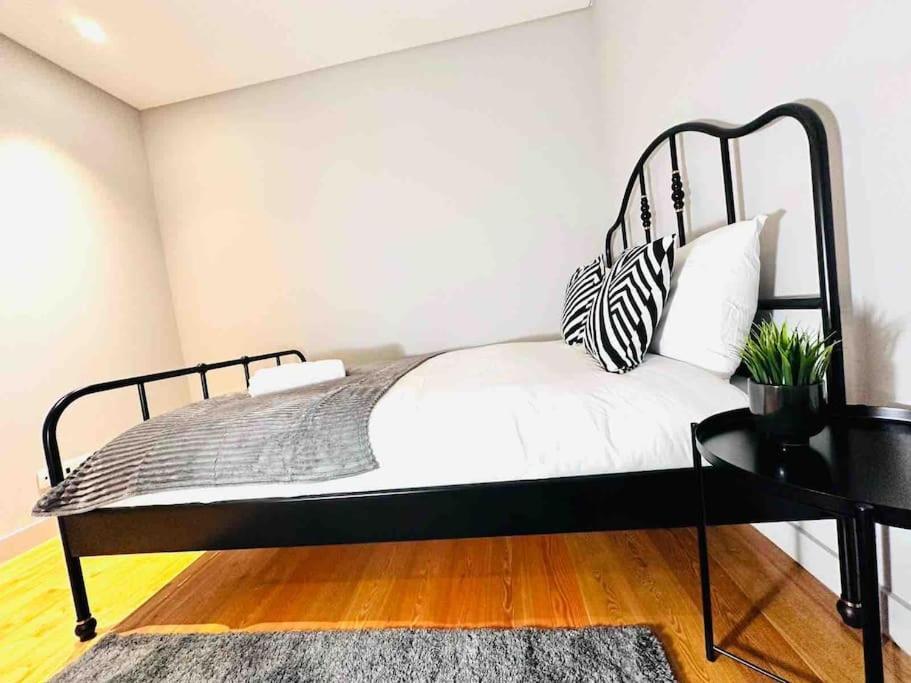 Marques De Pombal Flat Great Locations Center B