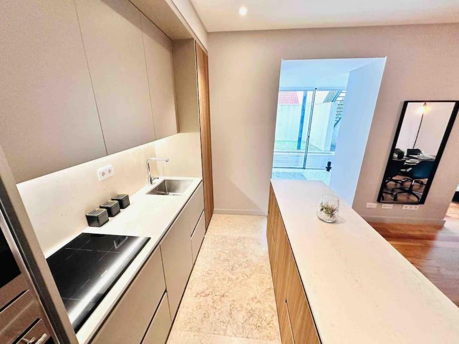 Marques De Pombal Flat Great Locations Center B *