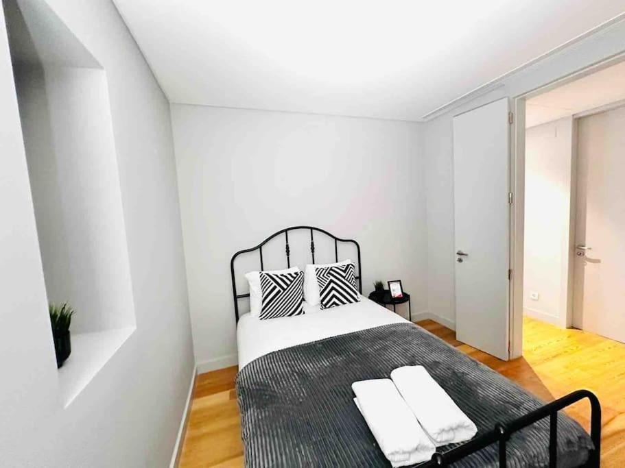 Marques De Pombal Flat Great Locations Center B *