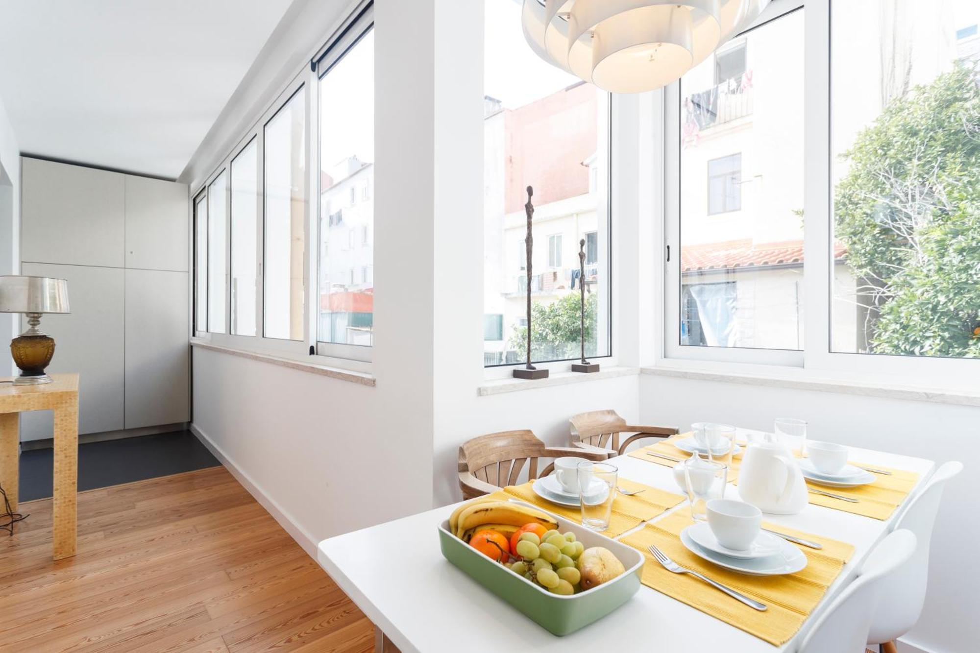 Cortes In Historic Neighborhood Lisboa