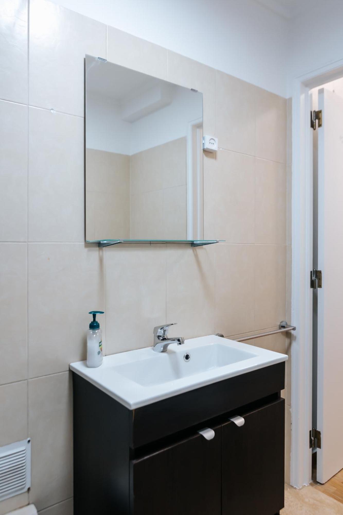 - Almirante Reis Ii Apartamento *