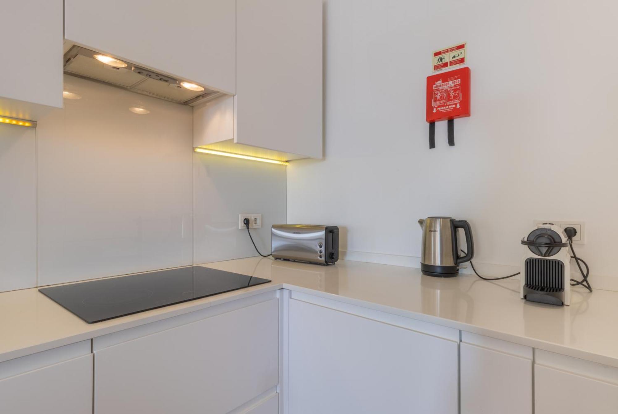 Spacious, Family Friendly 3br & 3wc. Ac/heating. Appartement