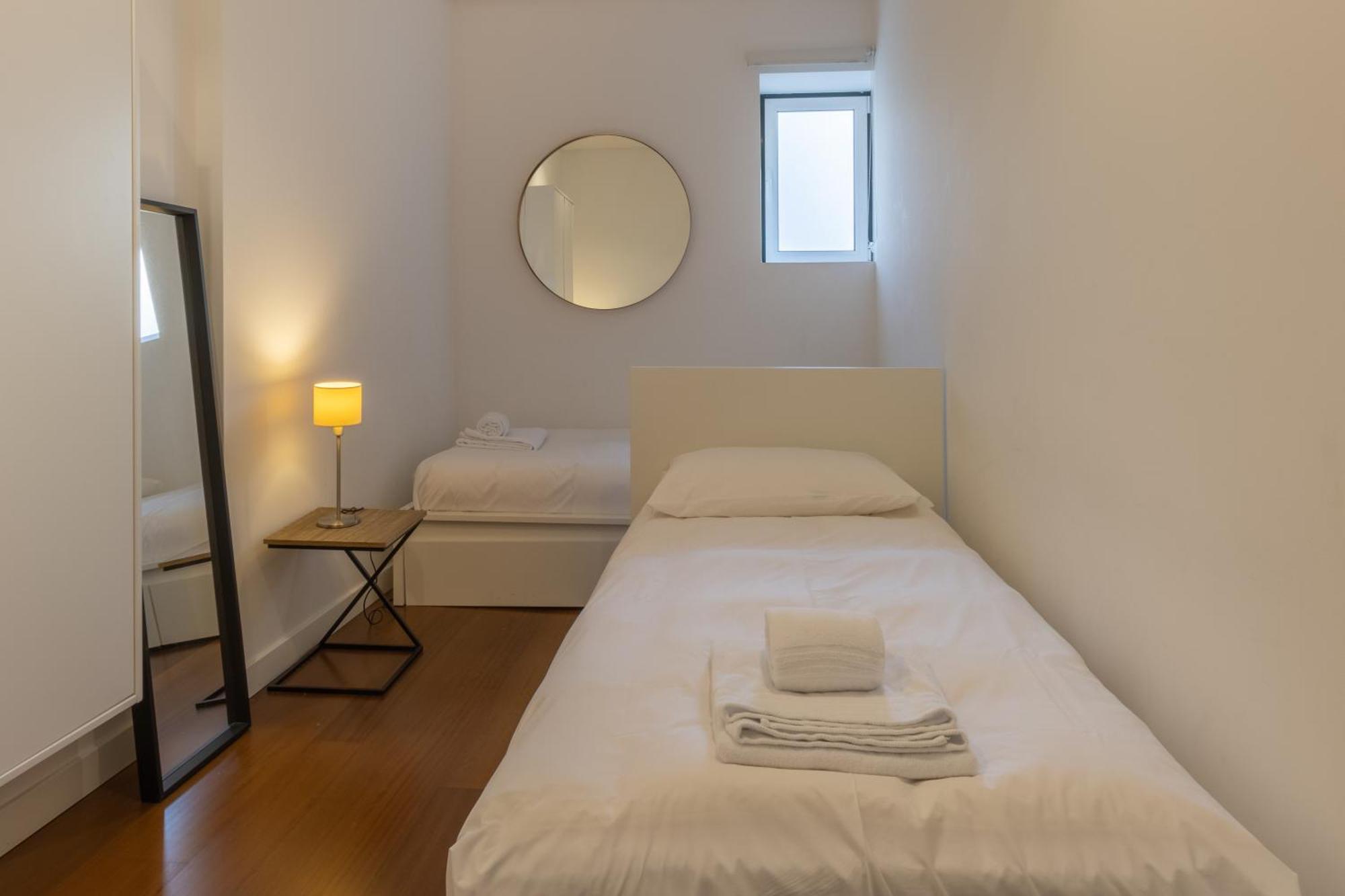 Appartement Spacious, Family Friendly 3br & 3wc. Ac/heating. Lisboa