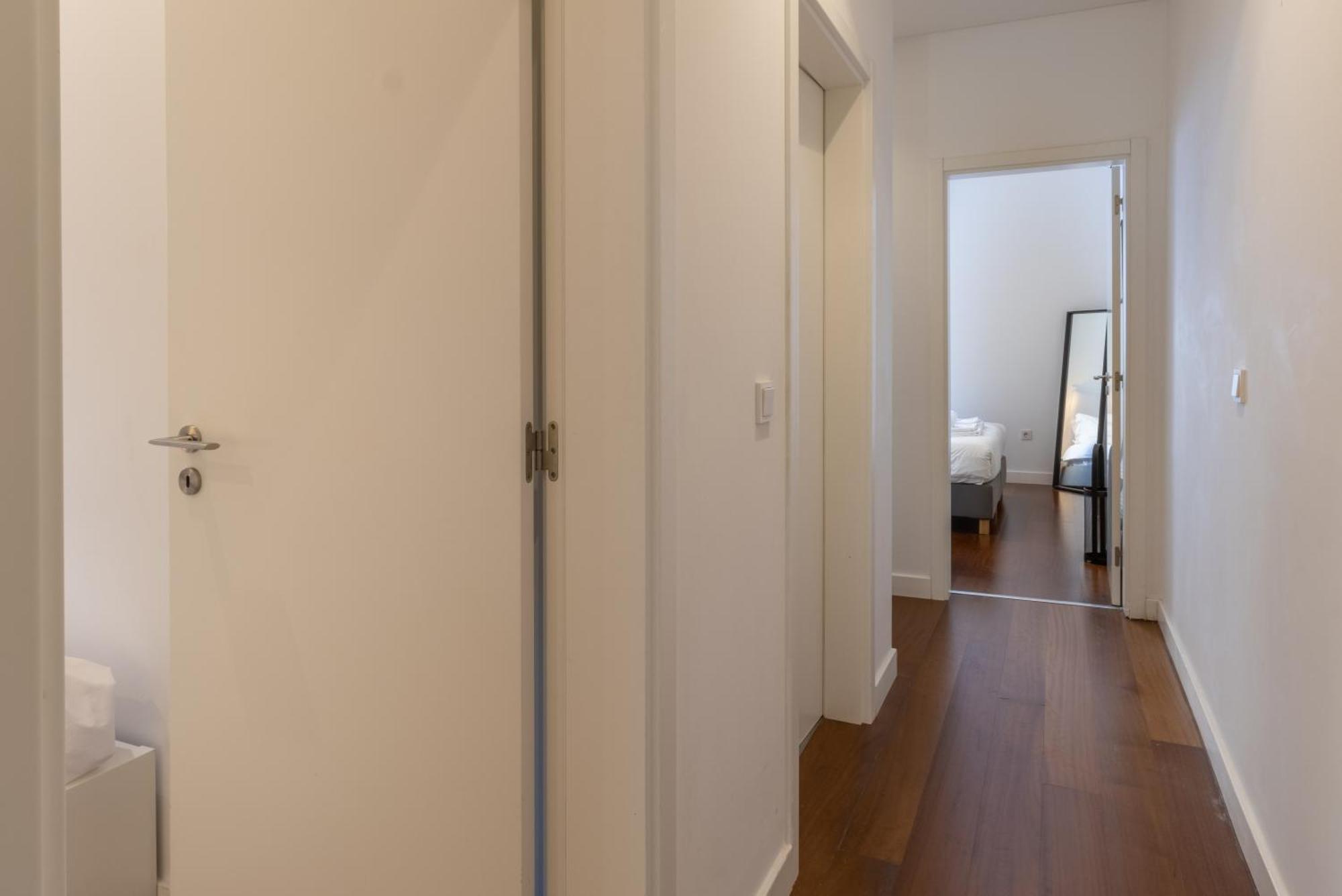 Spacious, Family Friendly 3br & 3wc. Ac/heating. Appartement *