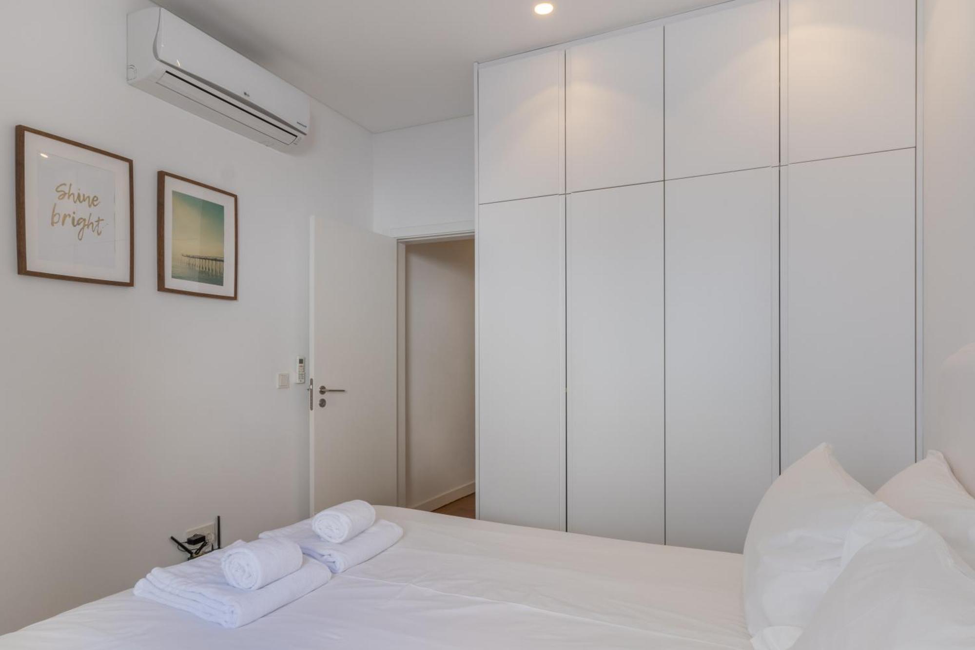 Appartement Spacious, Family Friendly 3br & 3wc. Ac/heating. Lisboa
