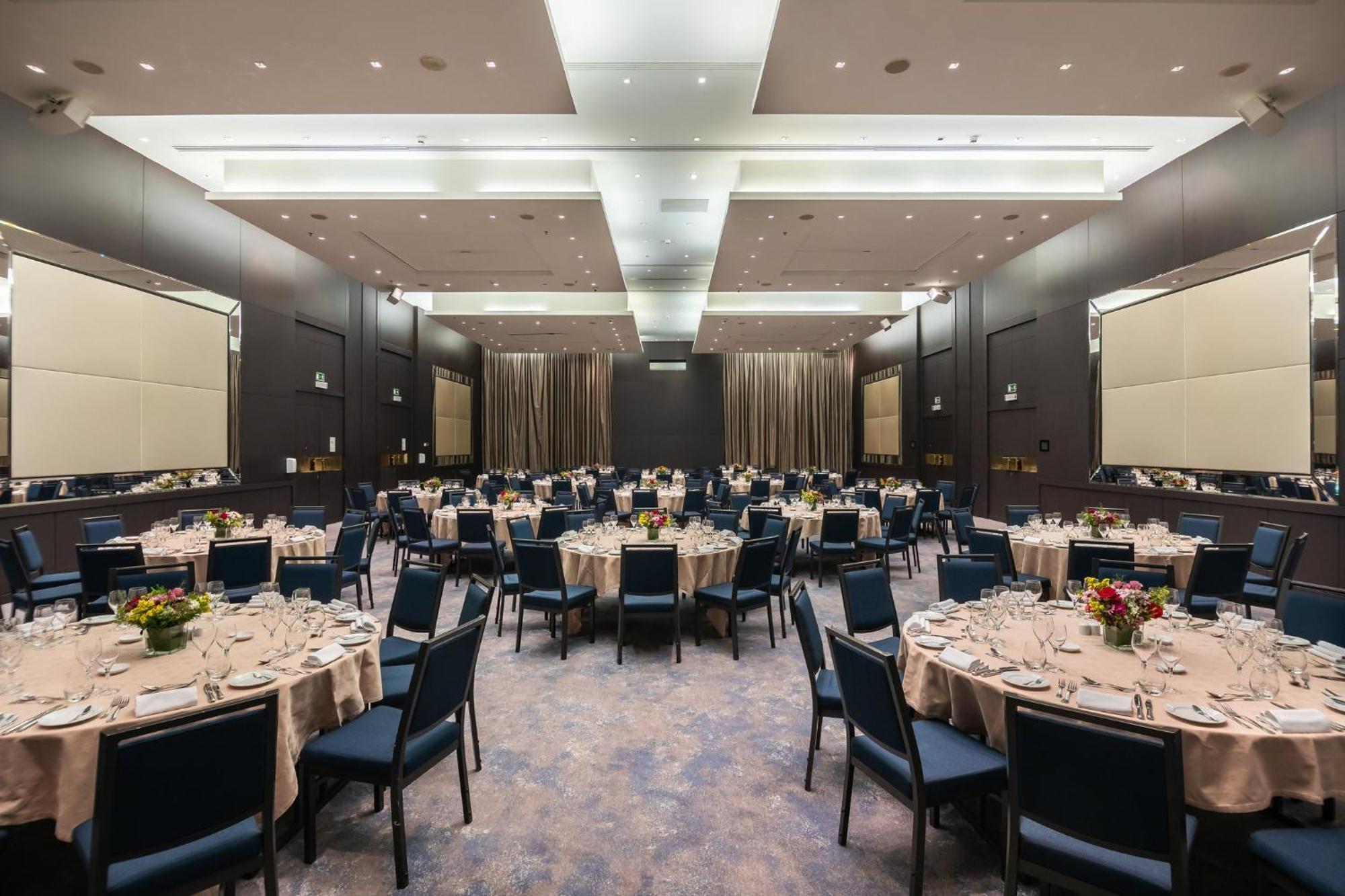 Intercontinental By Ihg Hotel