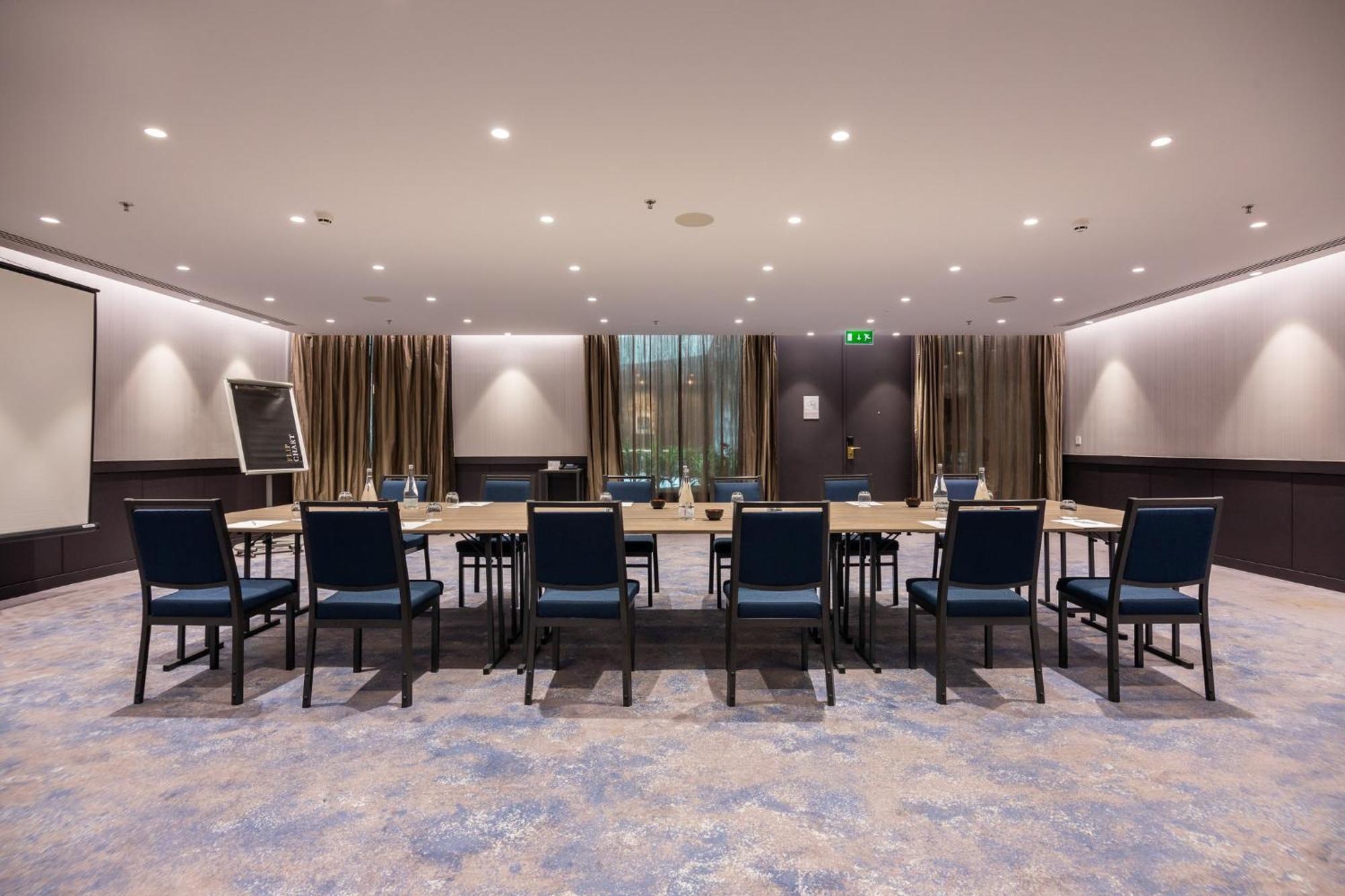 Intercontinental By Ihg Hotel Lissabon