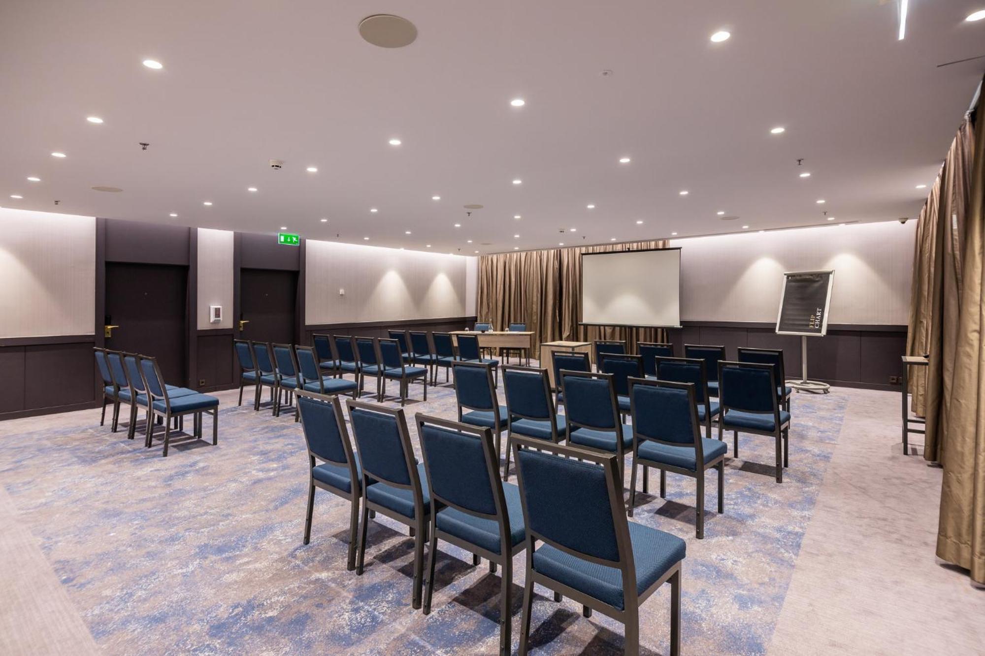 Intercontinental By Ihg 5*