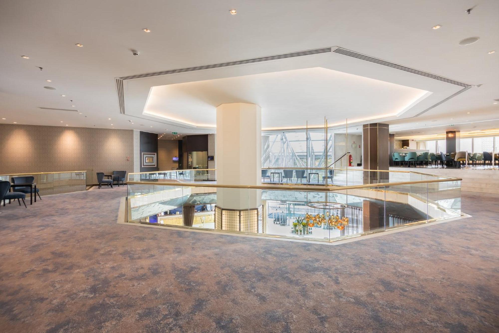 Intercontinental By Ihg