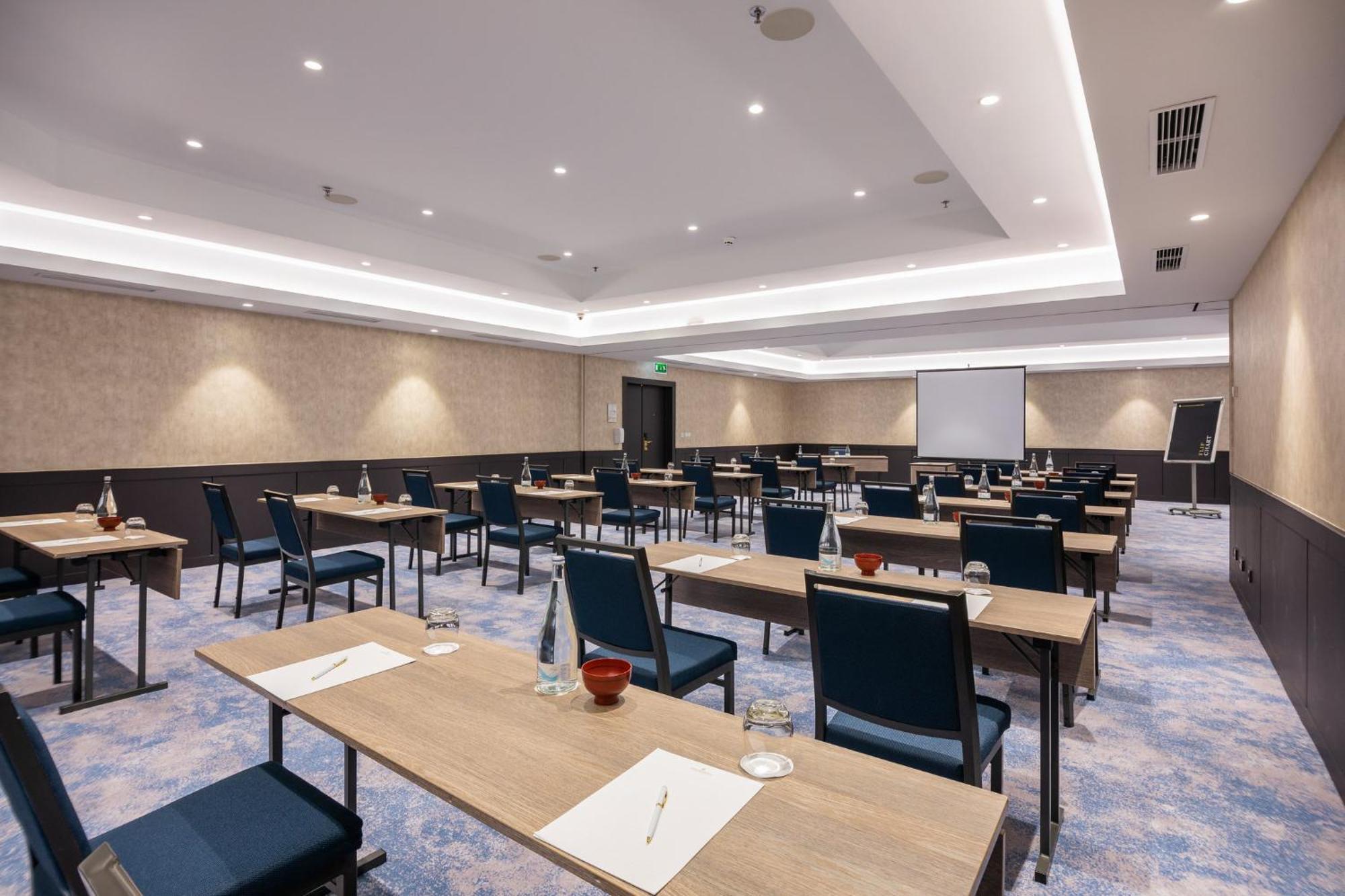 Intercontinental By Ihg Hotel 5*