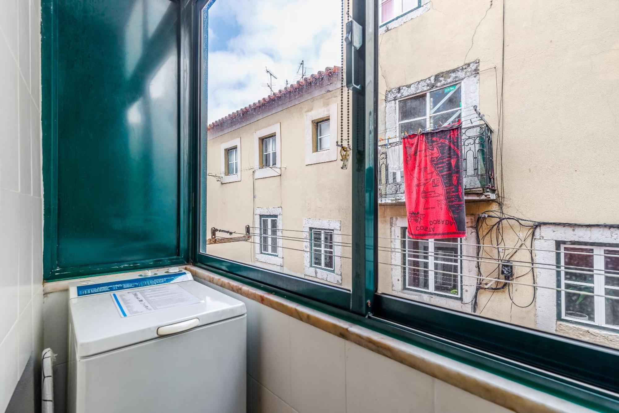 Escadinhas Da Santa Lisboa