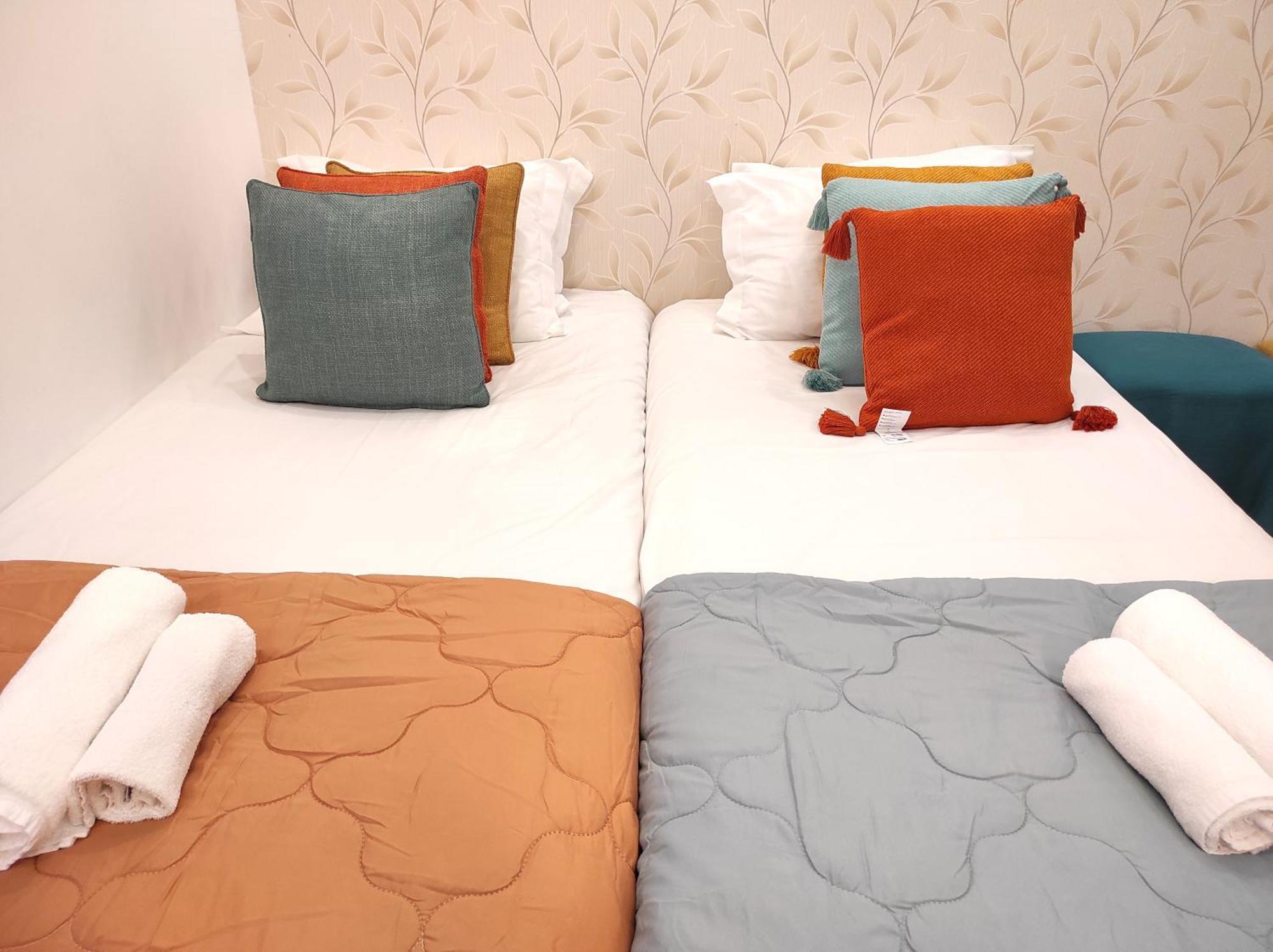 Sweet Suites Guesthouse Close To Famous Avenue Liberty Guest house Lisbon