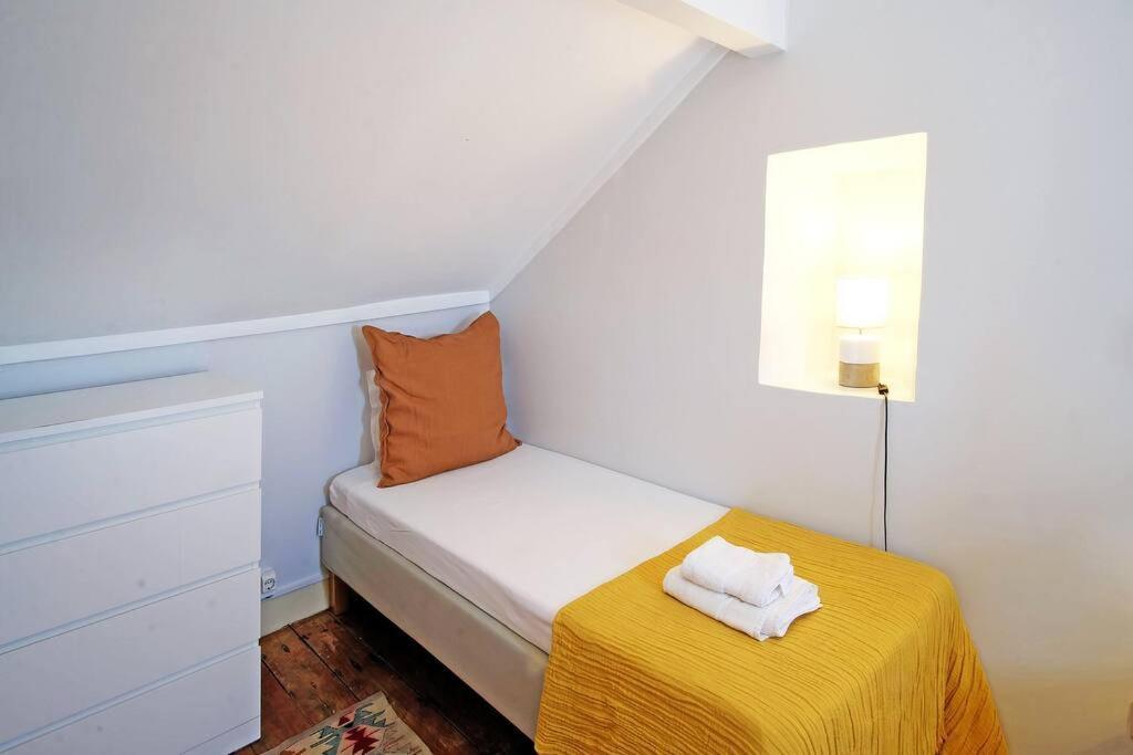 Appartement Bh4d With View Heart Of Bairro Alto * Bright 4d * 3+1 Br