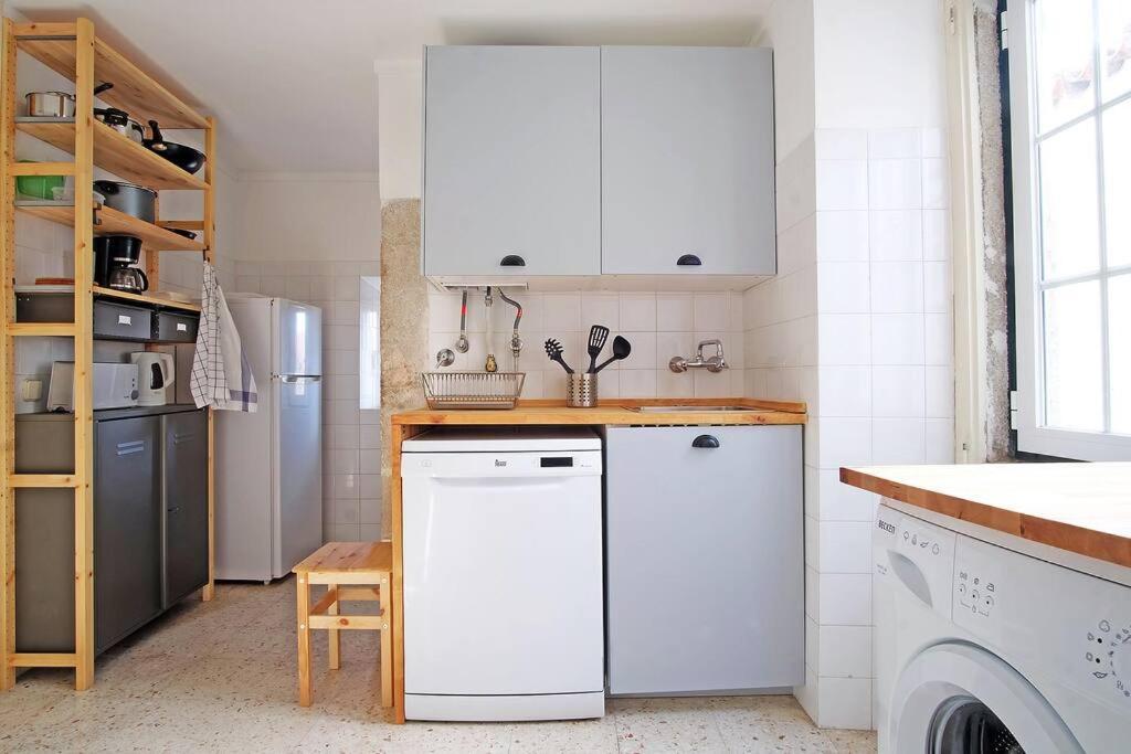 Bh4d With View Heart Of Bairro Alto * Bright 4d * 3+1 Br Appartement