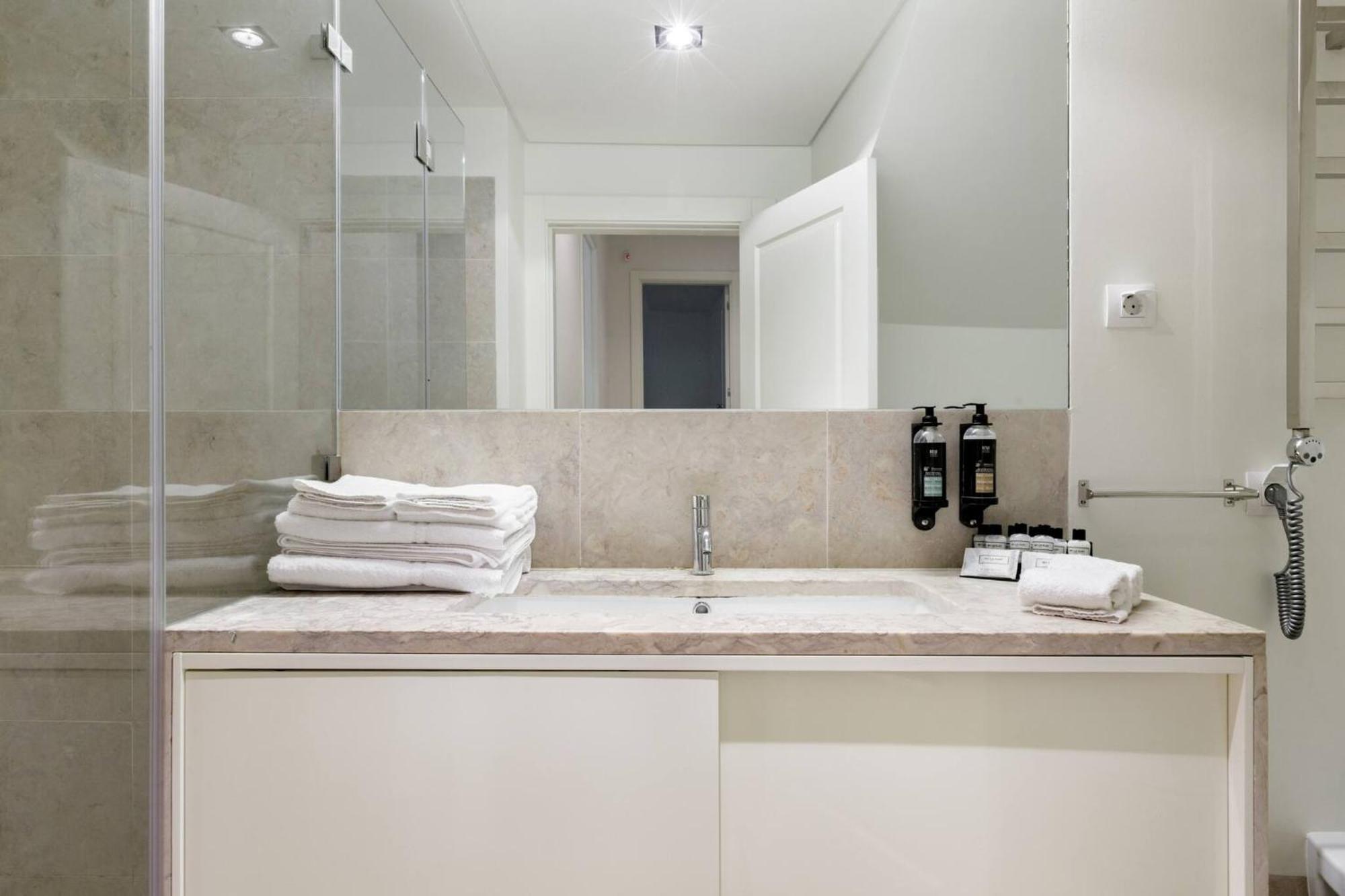 My Lx Flat@avenida Da Liberdade Lisbon