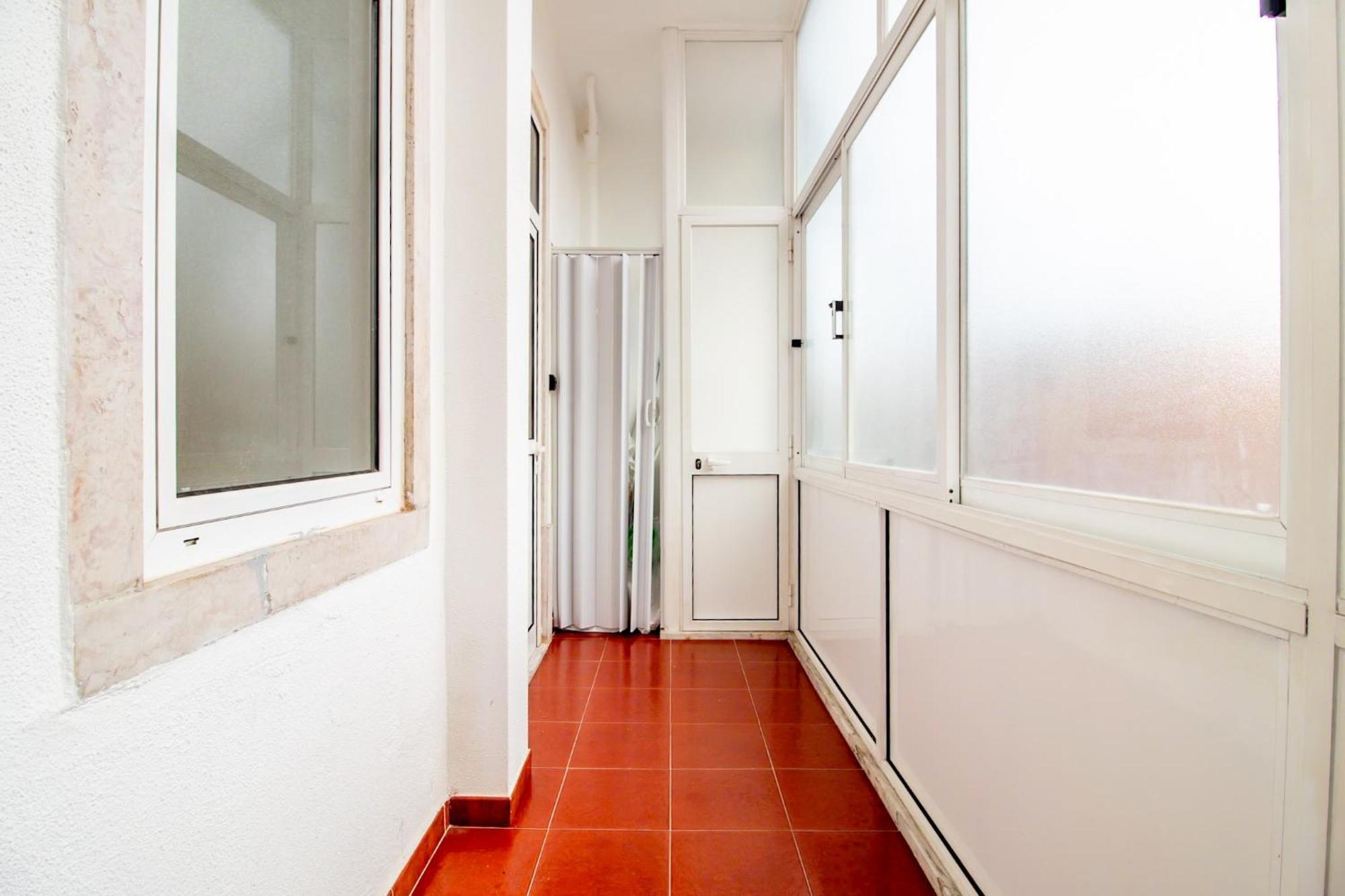 Arroios - Second Floor Gasthof