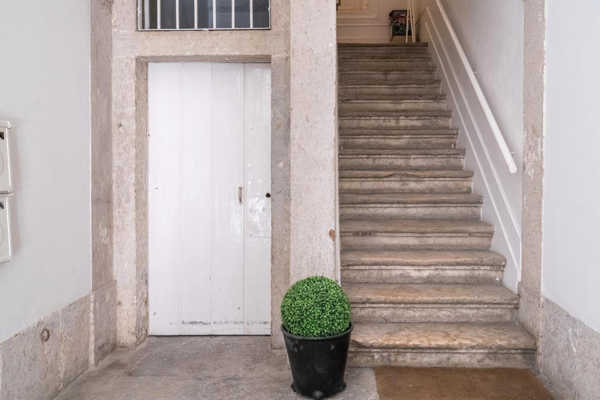 Pedrasnegras30 Lofts & Lissabon