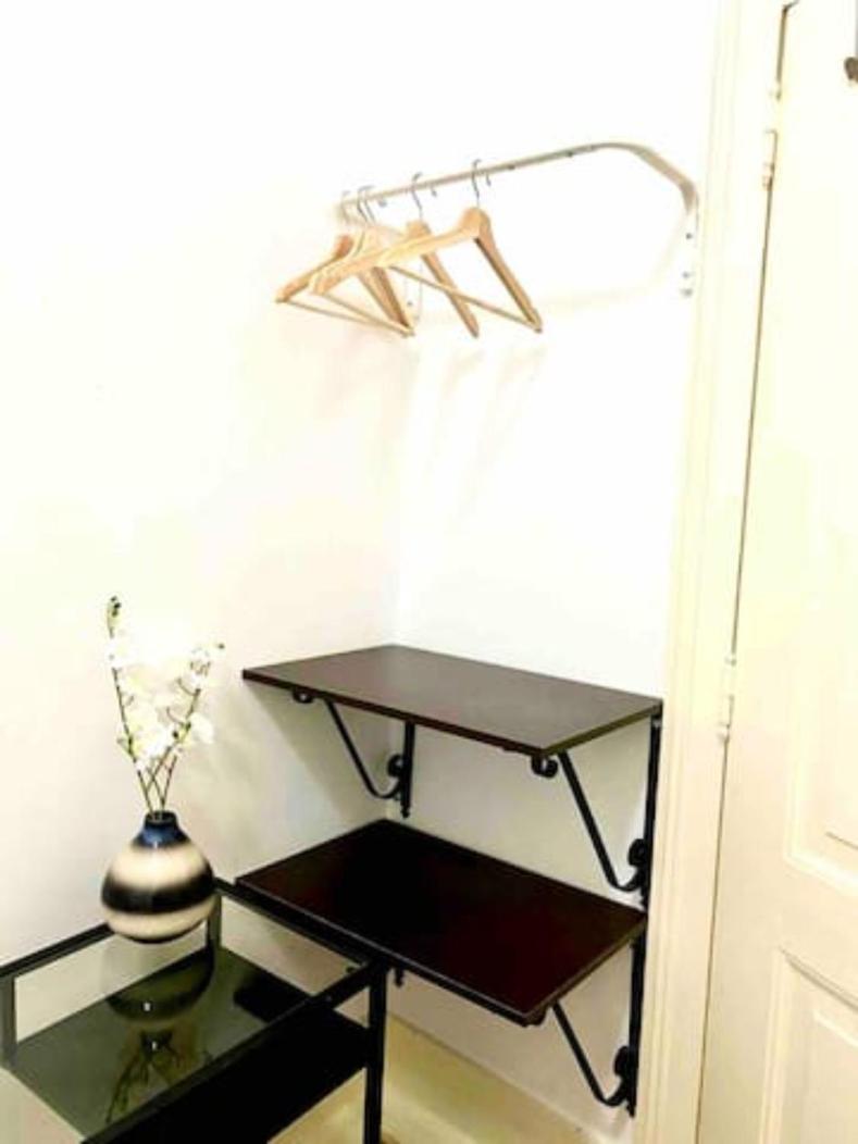Romantic Chiado 7 -private Small Single With No Outside Window * Lissabon