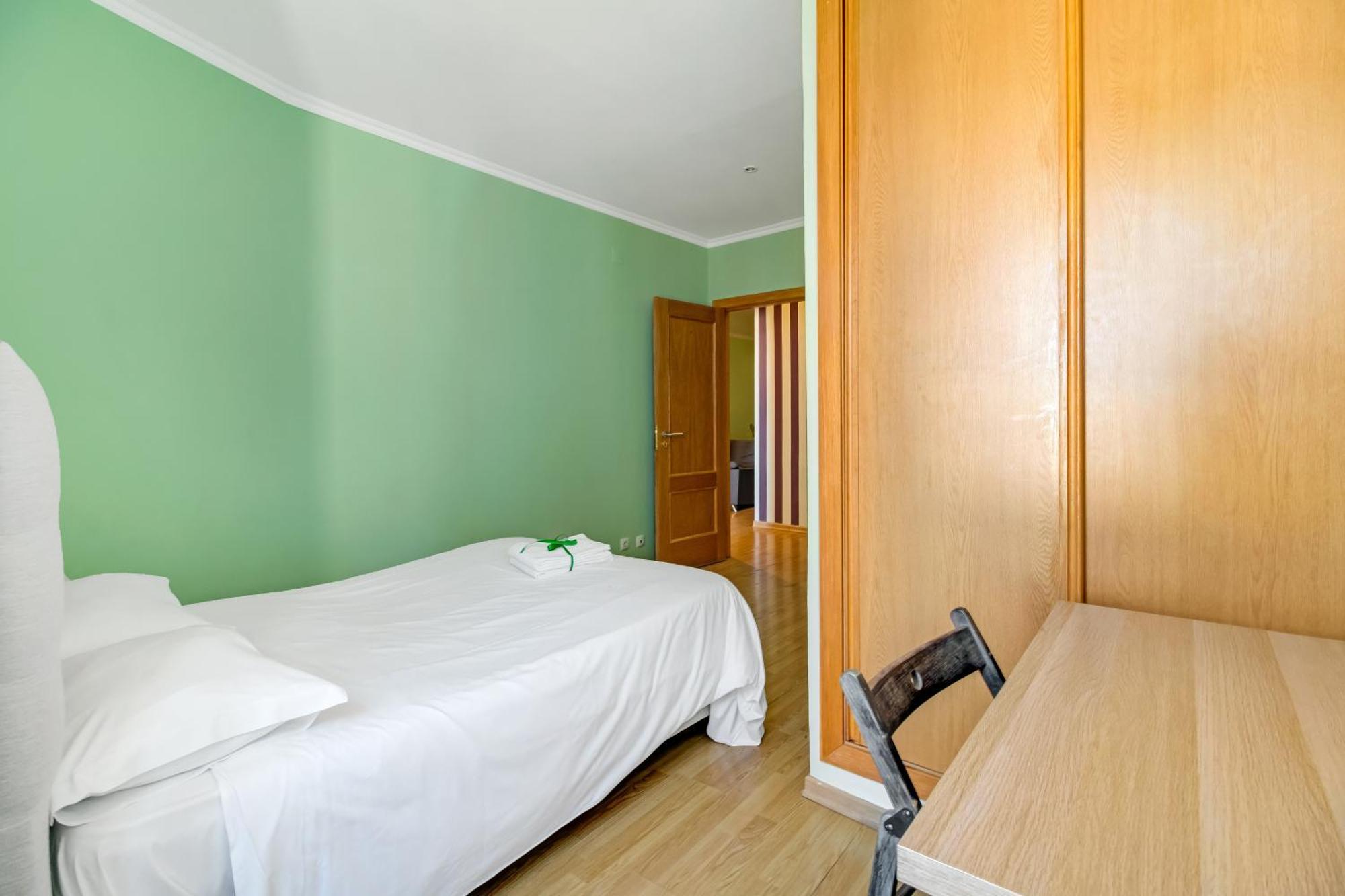 Santa Apolonia Apartment