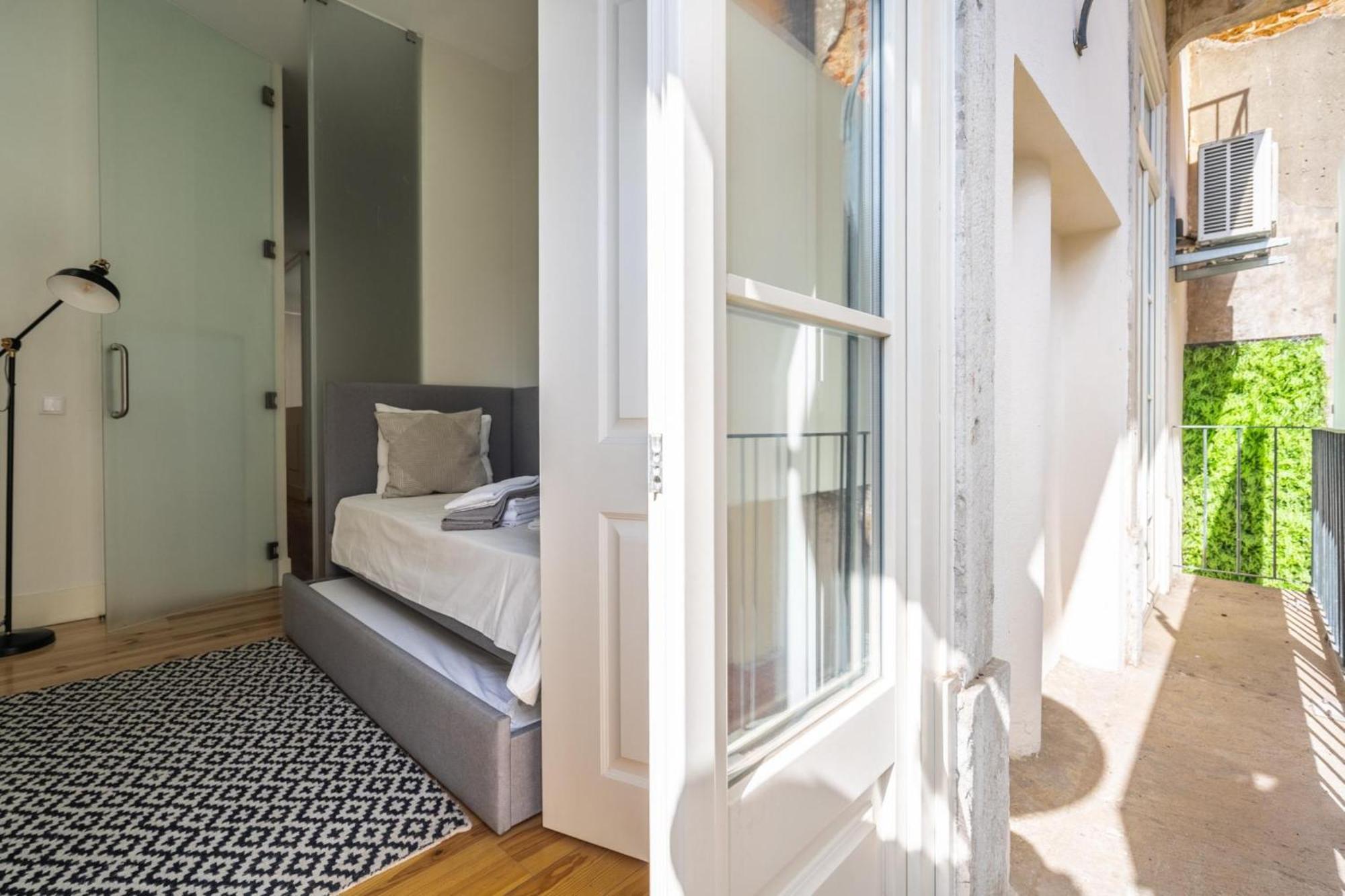 Akicity Baixa Solstice