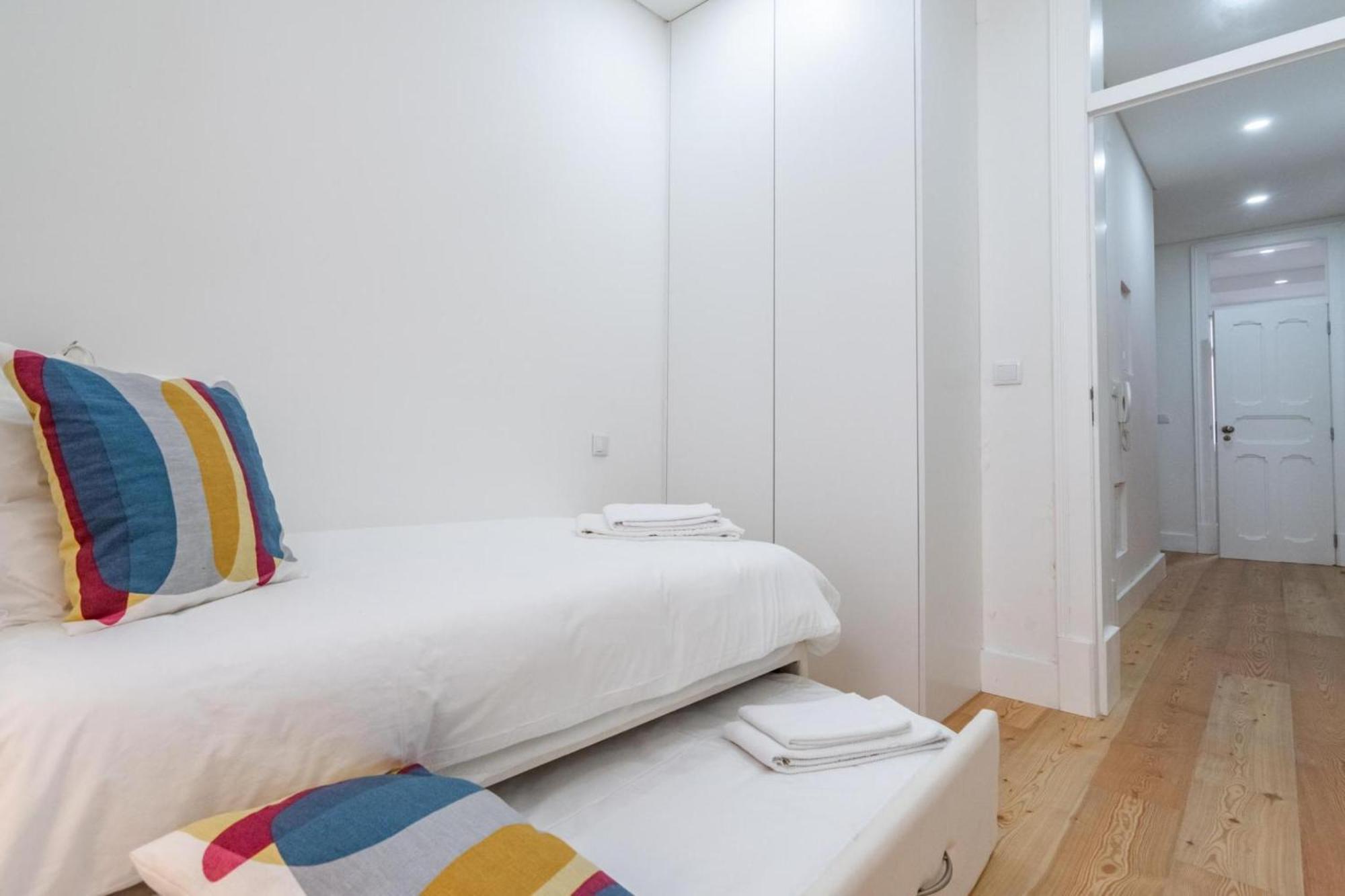Apartment Akicity Anjos Luminescent Lissabon