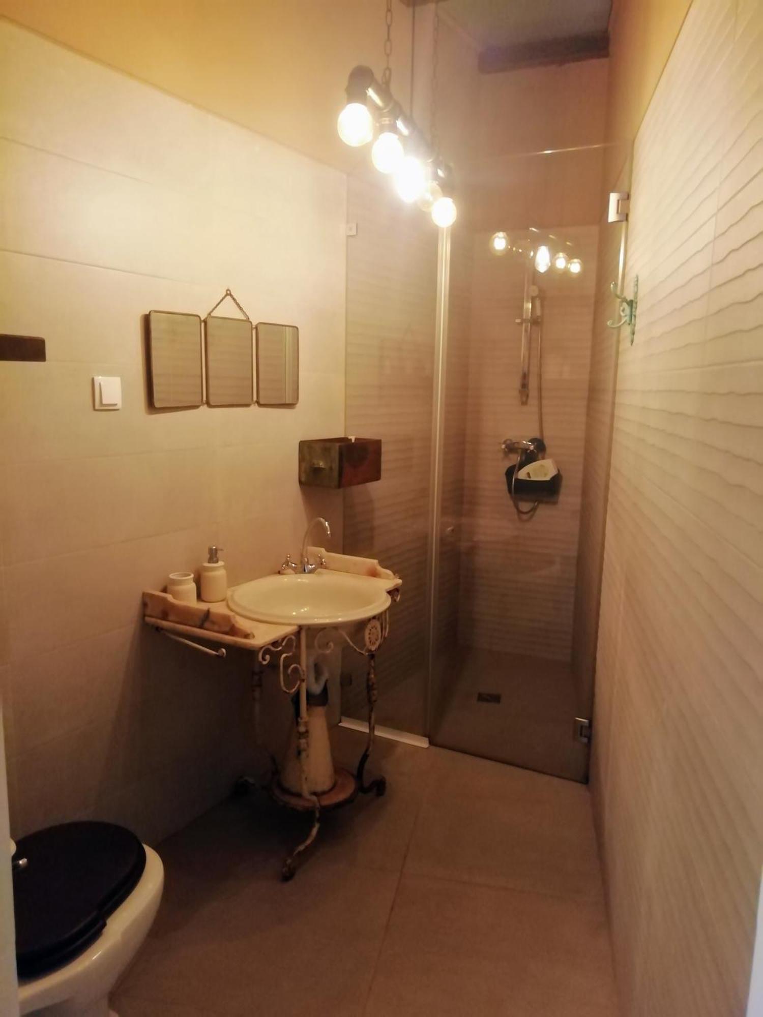 Apartment Unique Stylish House In Beautiful Graca Lisbon