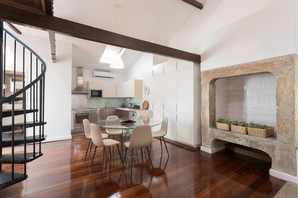 Pedrasnegras30 Lofts & Lissabon