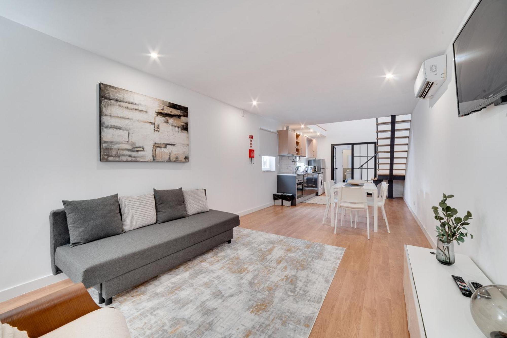 Fornos Deluxe Apartment *