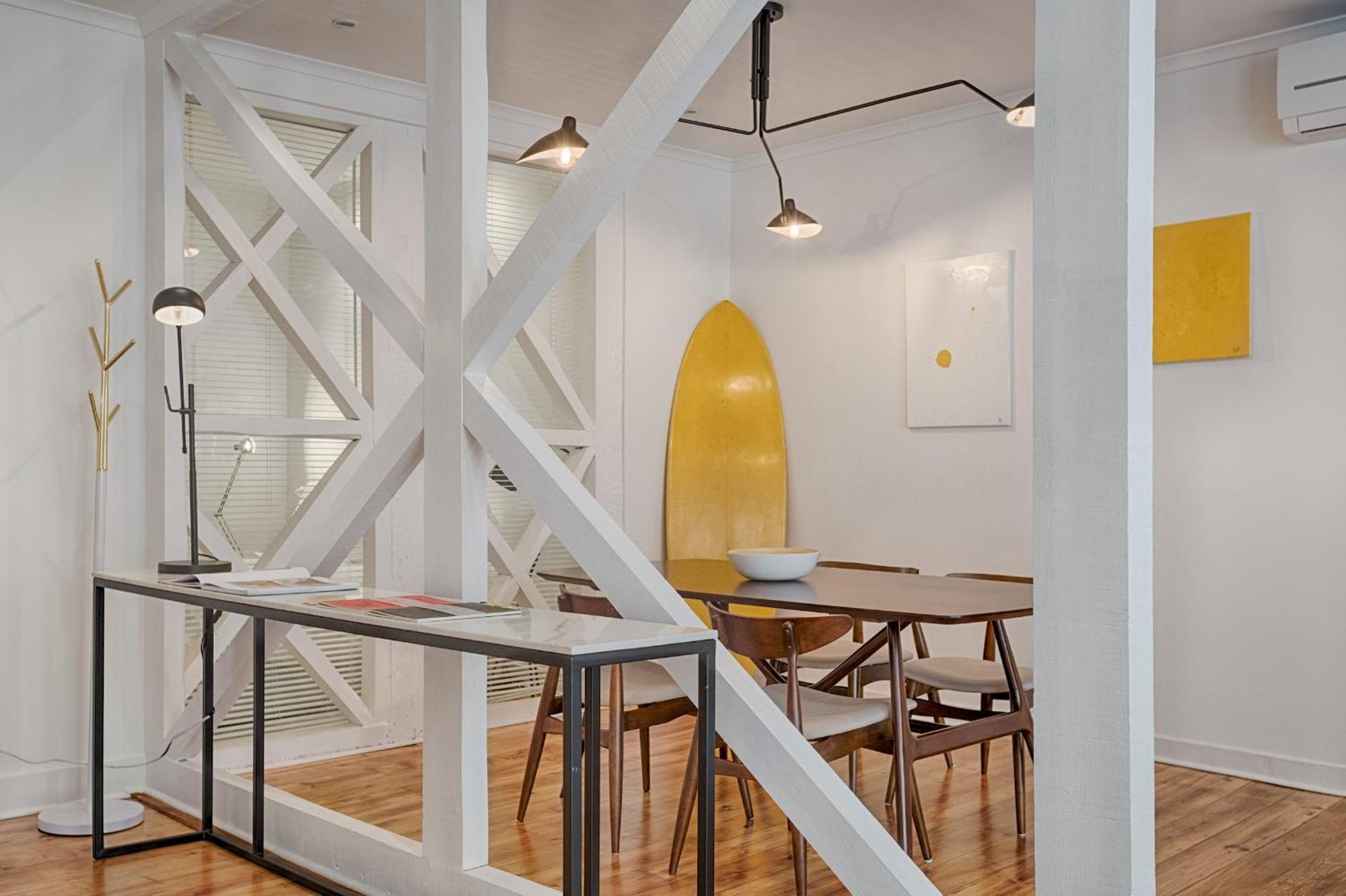 Appartement Architectural Gem In Bica Lissabon