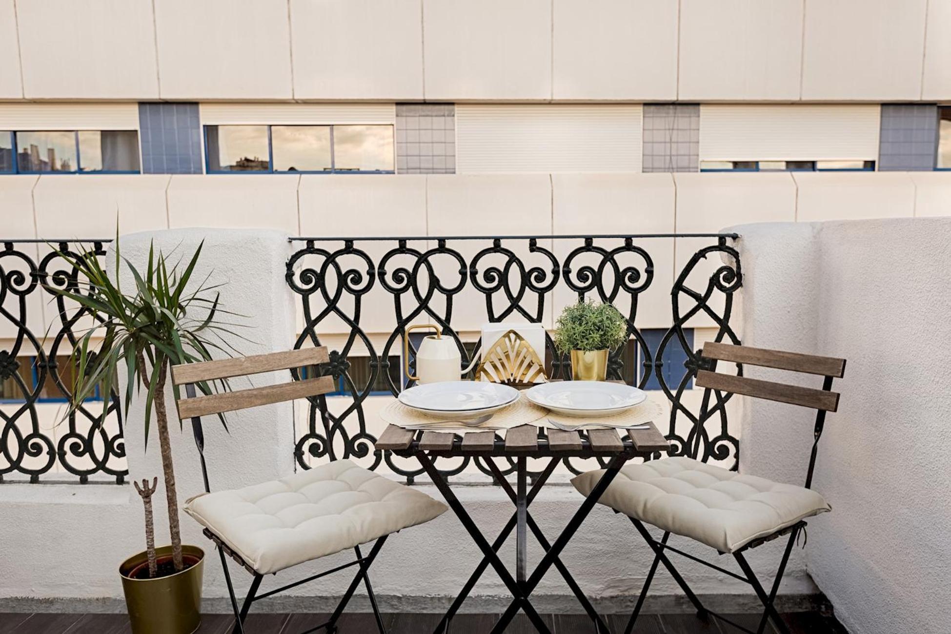 Romantic Gem With 2 Terraces In Alcantara Appartement *