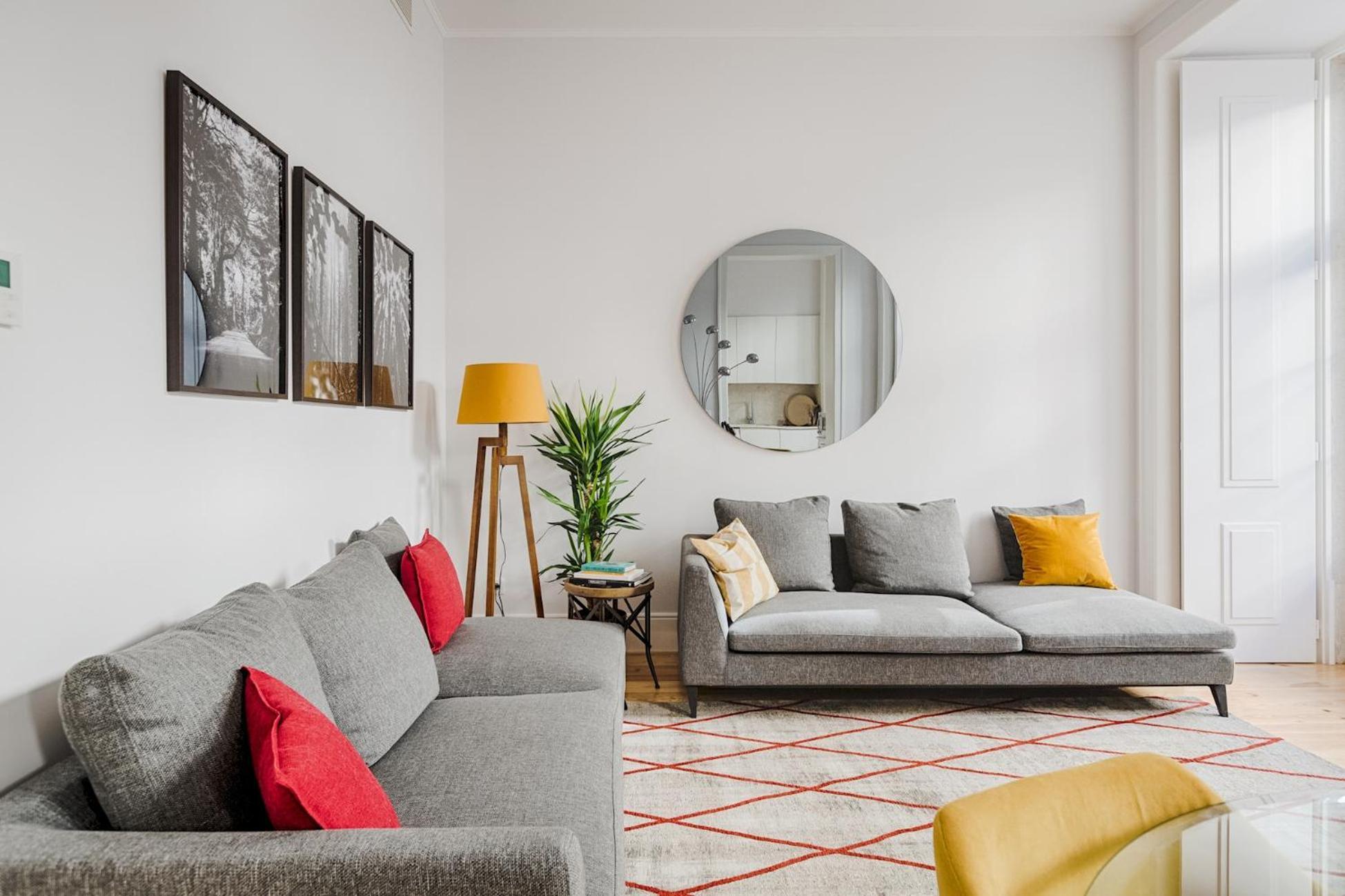 Architectural Gem In Baixa Apartamento *