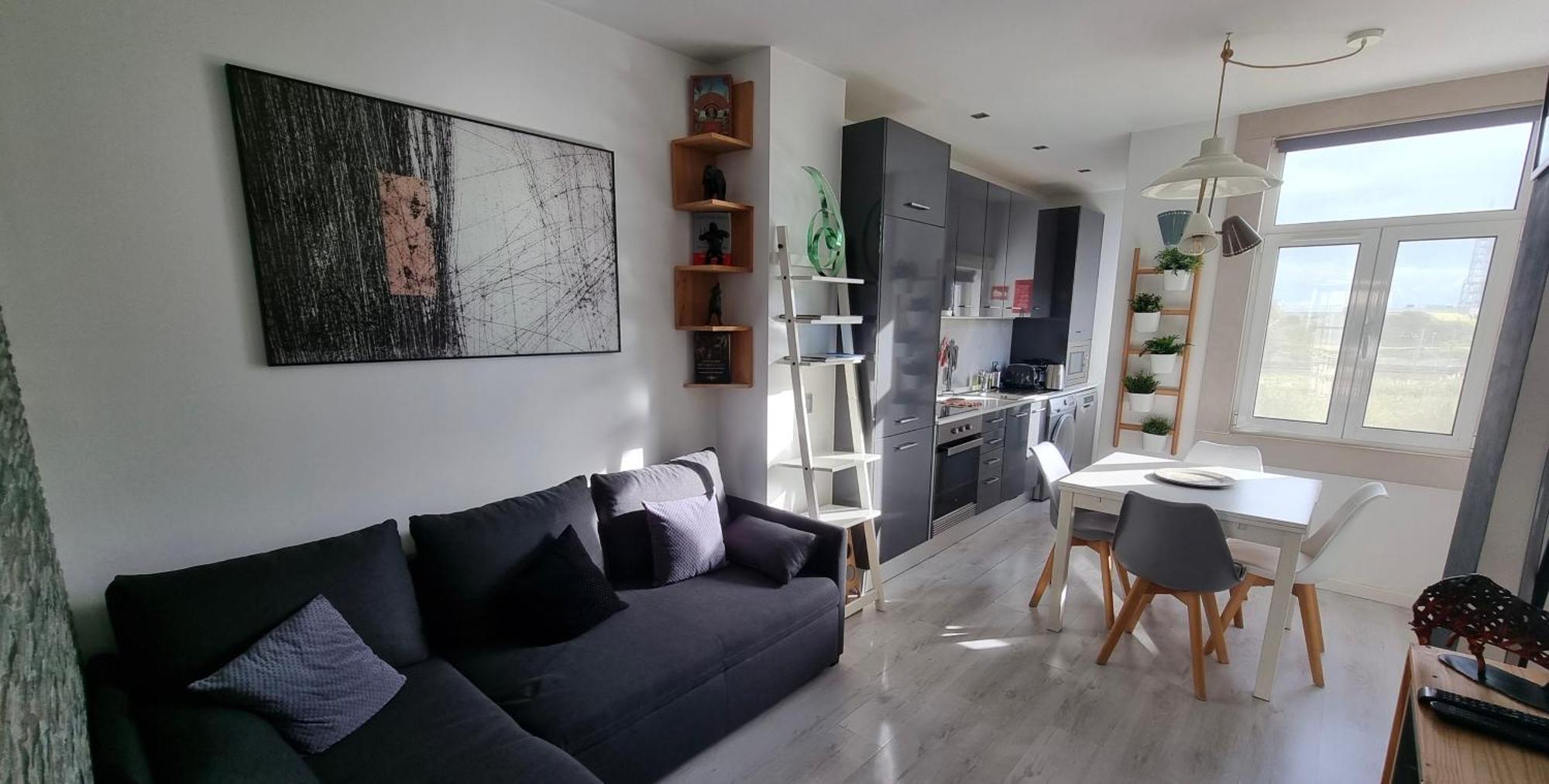 Expo Oriente 2 Bedrooms By Gt House *