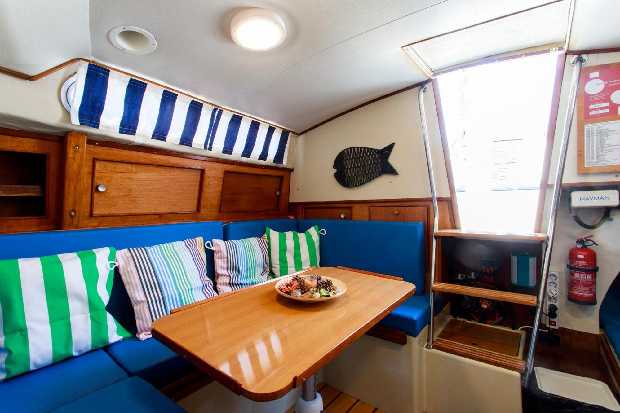 Evamia Boat *