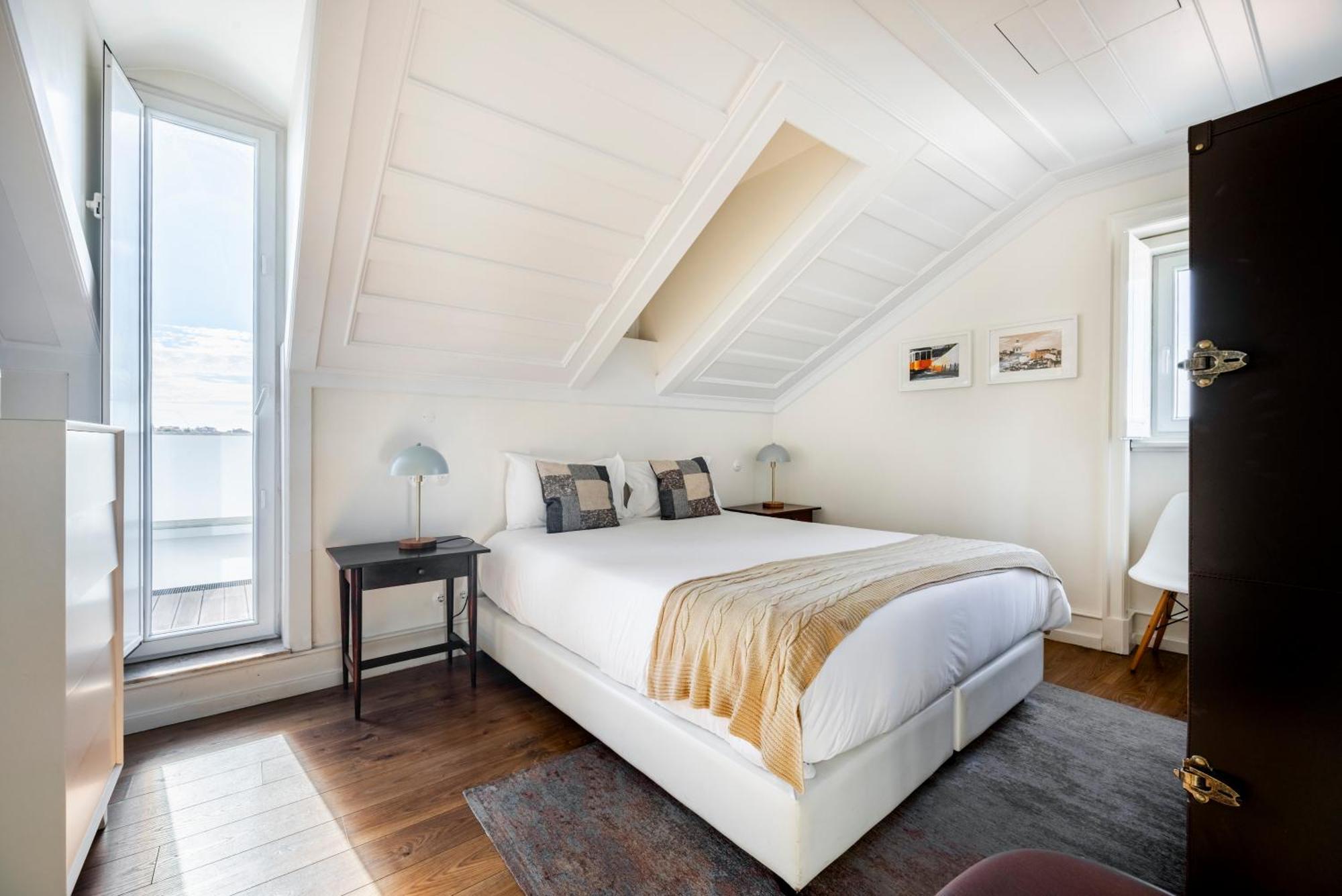 Chiado Trindade | Apartment *